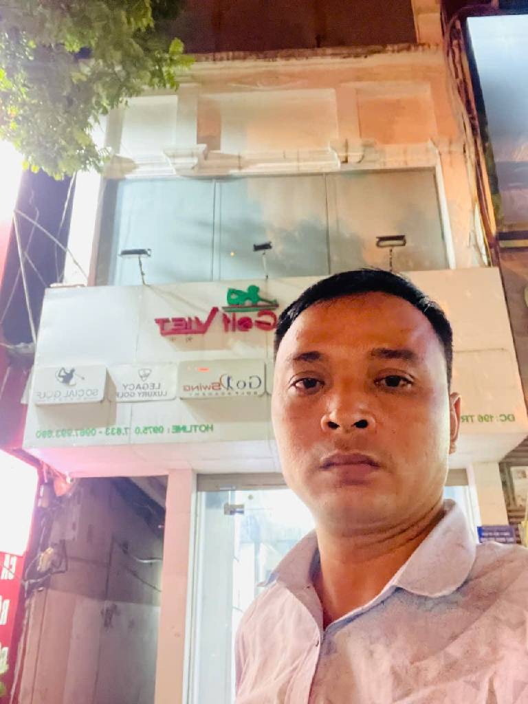 Bán nhà Trung Kính - diện tích 42m2 4 tầng - Lô góc - giá 30,5 tỷ