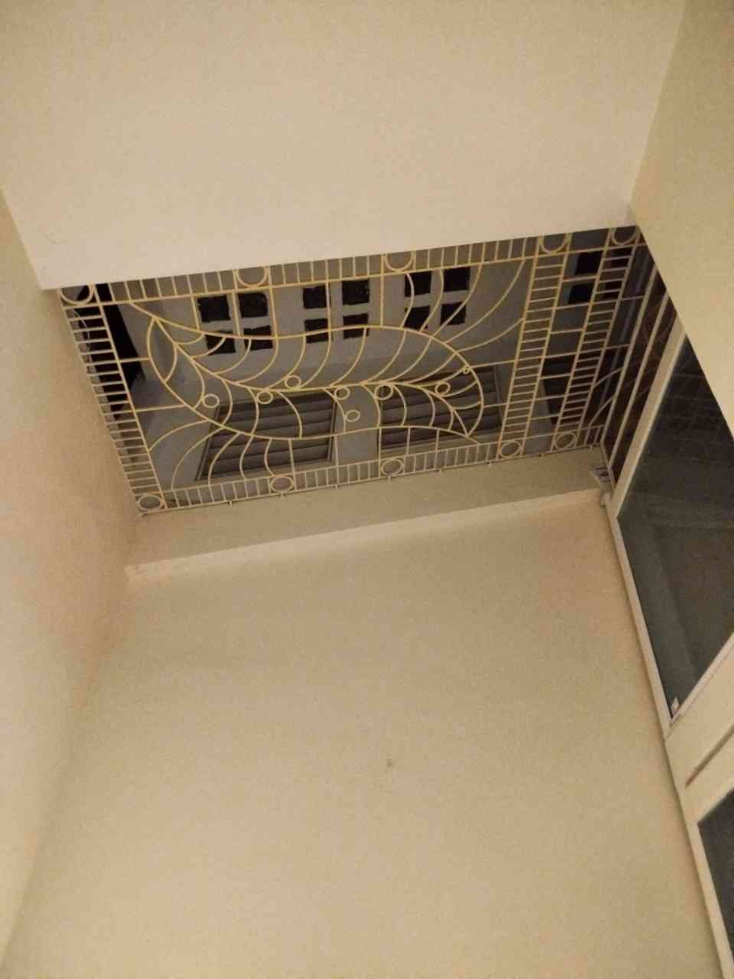 Bán nhà Định Công - diện tích 76m2 5 tầng - Ô tô tránh - giá 34,5 tỷ