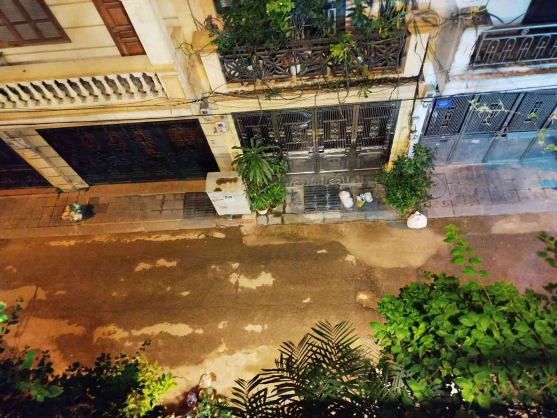 Bán nhà Định Công - diện tích 76m2 5 tầng - Ô tô tránh - giá 34,5 tỷ