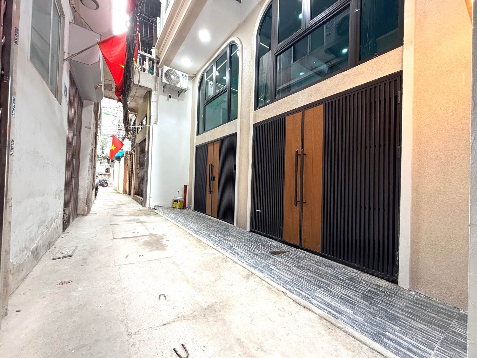 Bán nhà Phan Đình Giót - diện tích 83m2 8 tầng - Gà đẻ trứng vàng - giá 28,3 tỷ