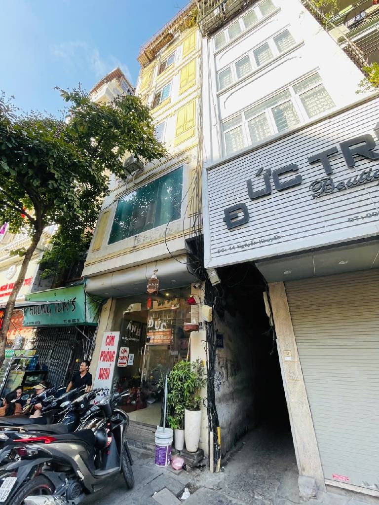 Bán nhà Nguyễn Khuyến - diện tích 101m2 6 tầng - Mặt phố kinh doanh đẳng cấp - giá 41 tỷ