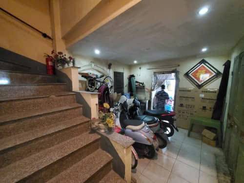 Bán nhà Nguyễn Khuyến - diện tích 101m2 6 tầng - Mặt phố kinh doanh đẳng cấp - giá 41 tỷ