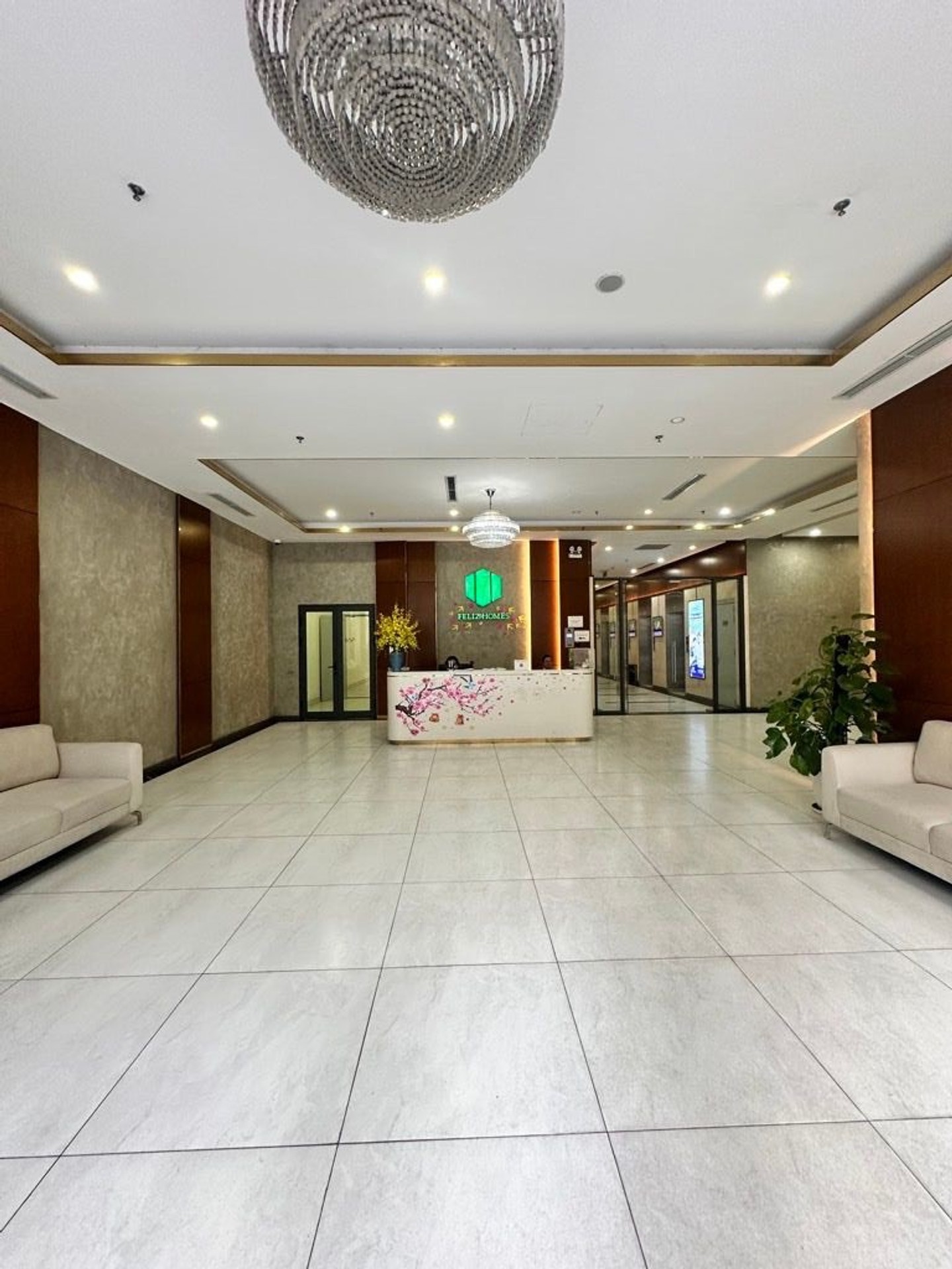 Bán nhà Hoàng Mai - diện tích 79m2 24 tầng - Sổ Đỏ Chính Chủ Sẵn Sàng Giao Dịch - giá 7,4 tỷ