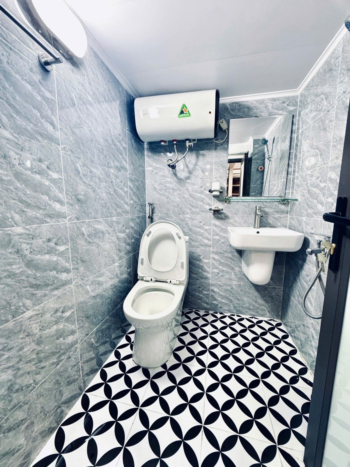 Bán nhà Thọ Lão - diện tích 50m2 1 tầng - Ô tô con chạy vòng quanh - giá 3,65 tỷ