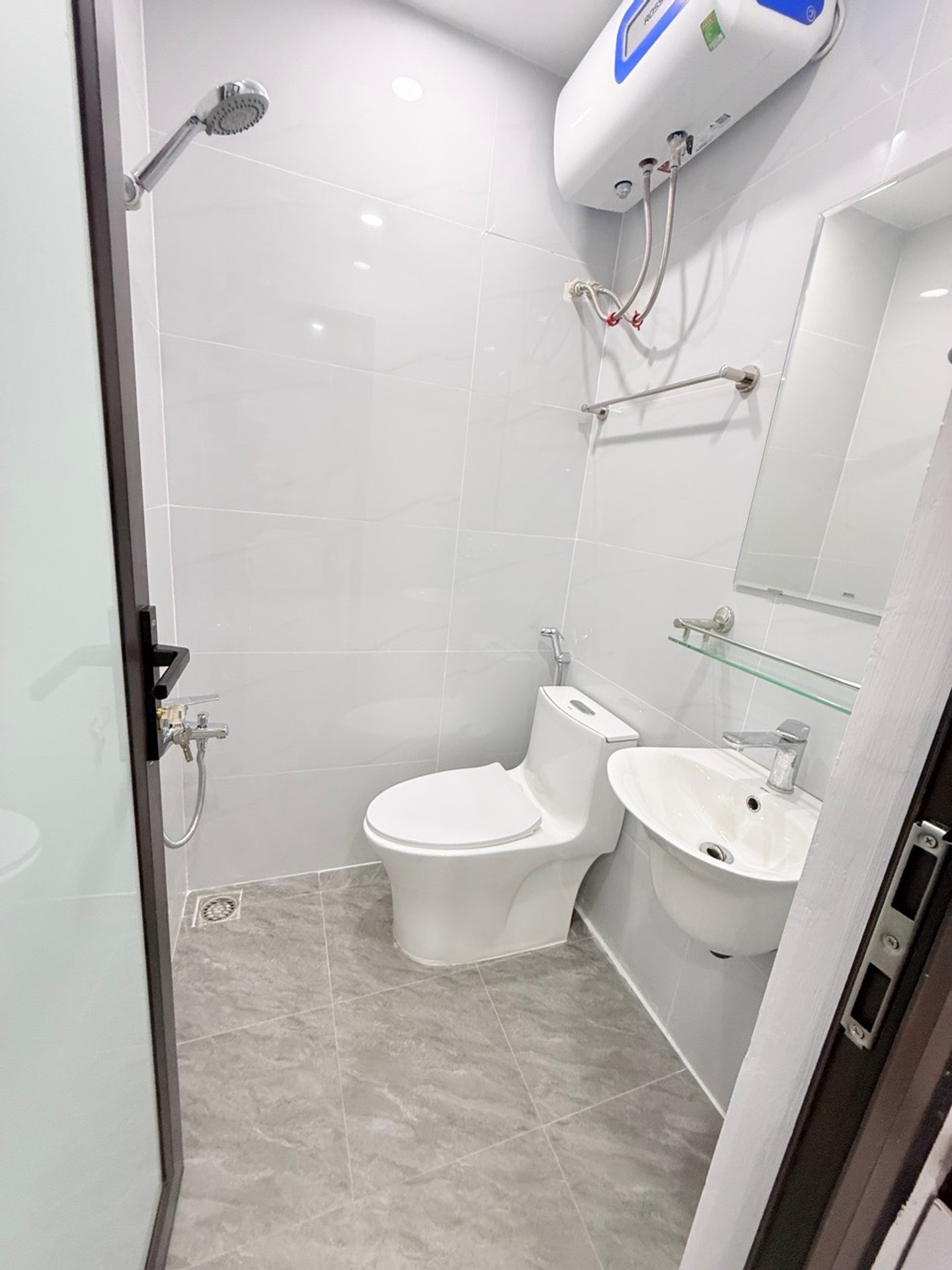 Bán nhà Hào Nam - diện tích 55m2 7 tầng - GÀ ĐẺ TRỨNG VÀNG - giá 19,5 tỷ