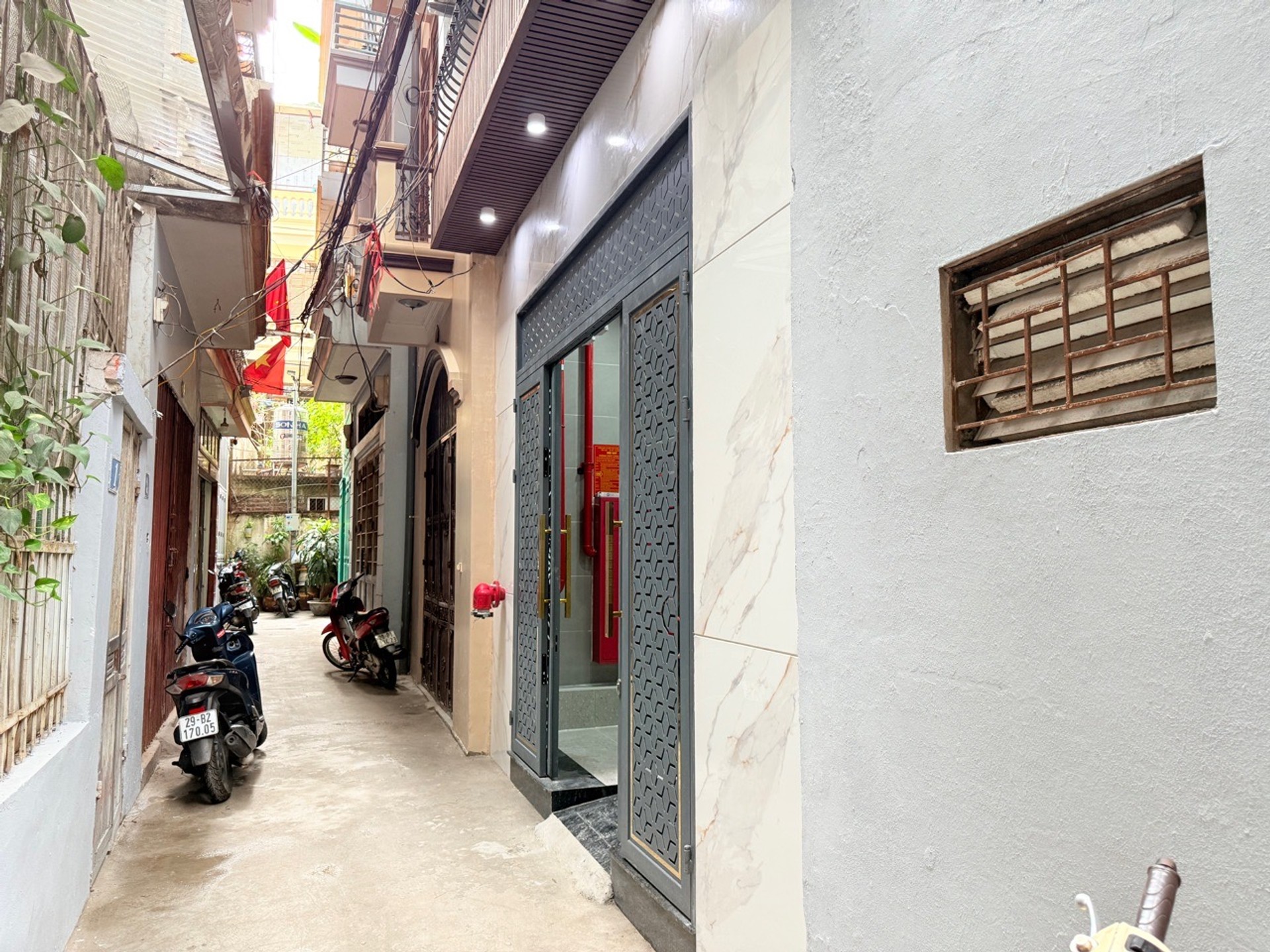 Bán nhà Hào Nam - diện tích 55m2 7 tầng - GÀ ĐẺ TRỨNG VÀNG - giá 19,5 tỷ