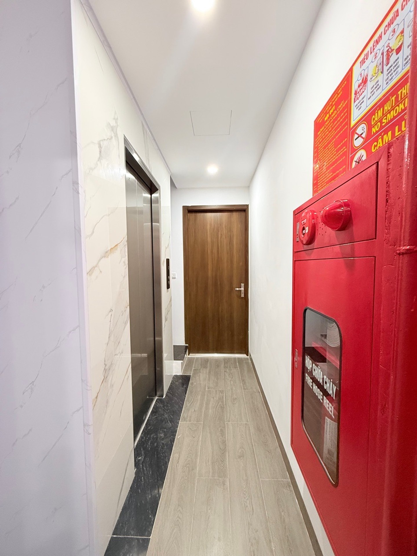 Bán nhà Hào Nam - diện tích 55m2 7 tầng - GÀ ĐẺ TRỨNG VÀNG - giá 19,5 tỷ
