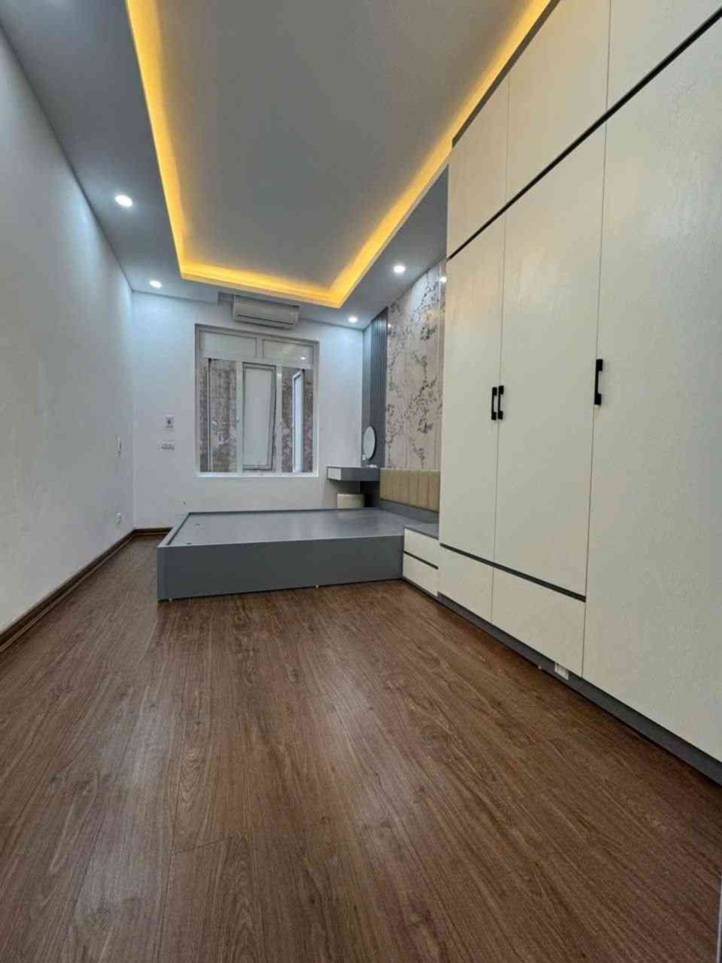 Bán nhà Vĩnh Hưng - diện tích 20m2 4 tầng - Nhà đẹp hiếm có - giá 6,5 tỷ