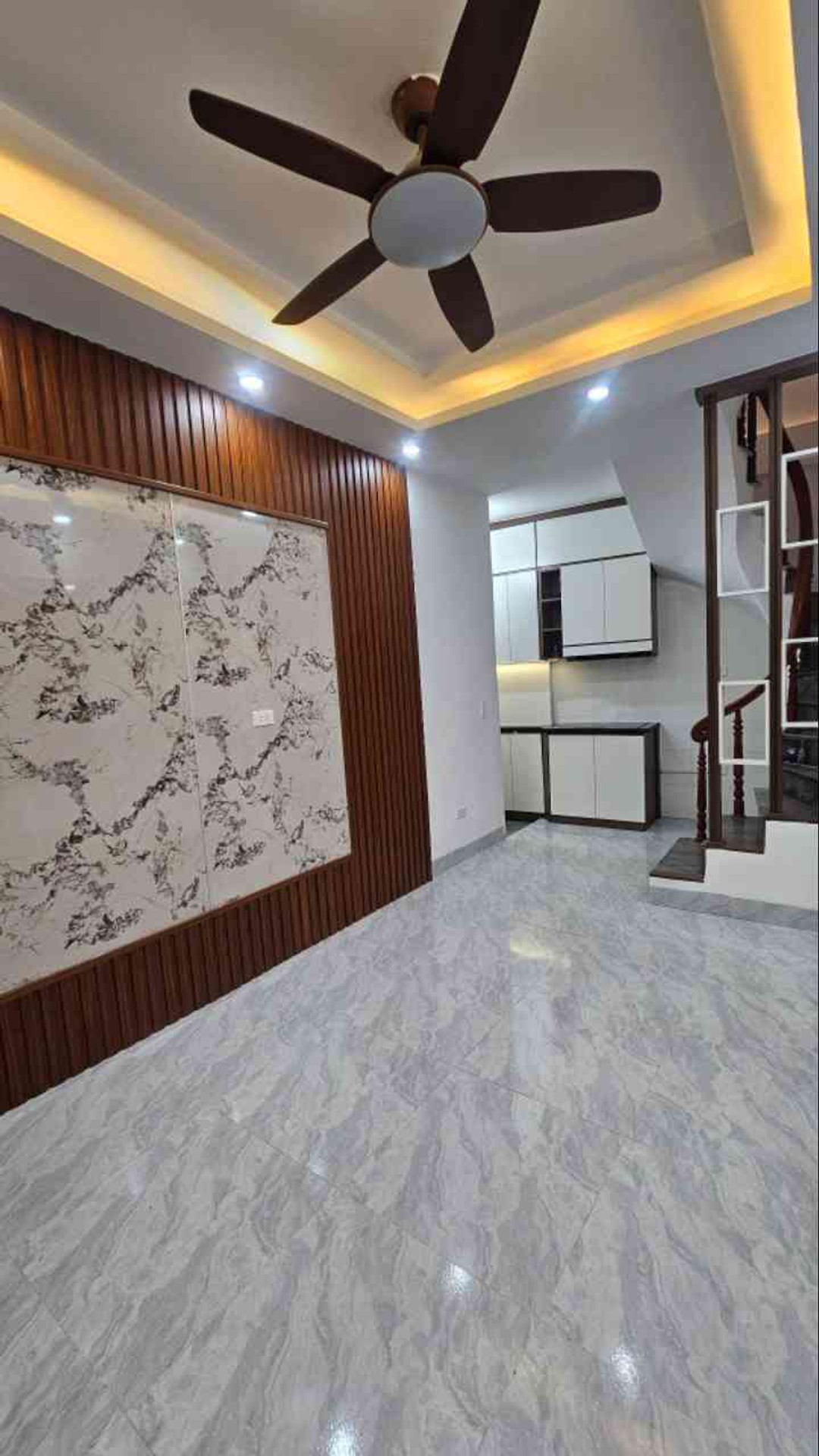 Bán nhà Vĩnh Hưng - diện tích 20m2 4 tầng - Nhà đẹp hiếm có - giá 6,5 tỷ