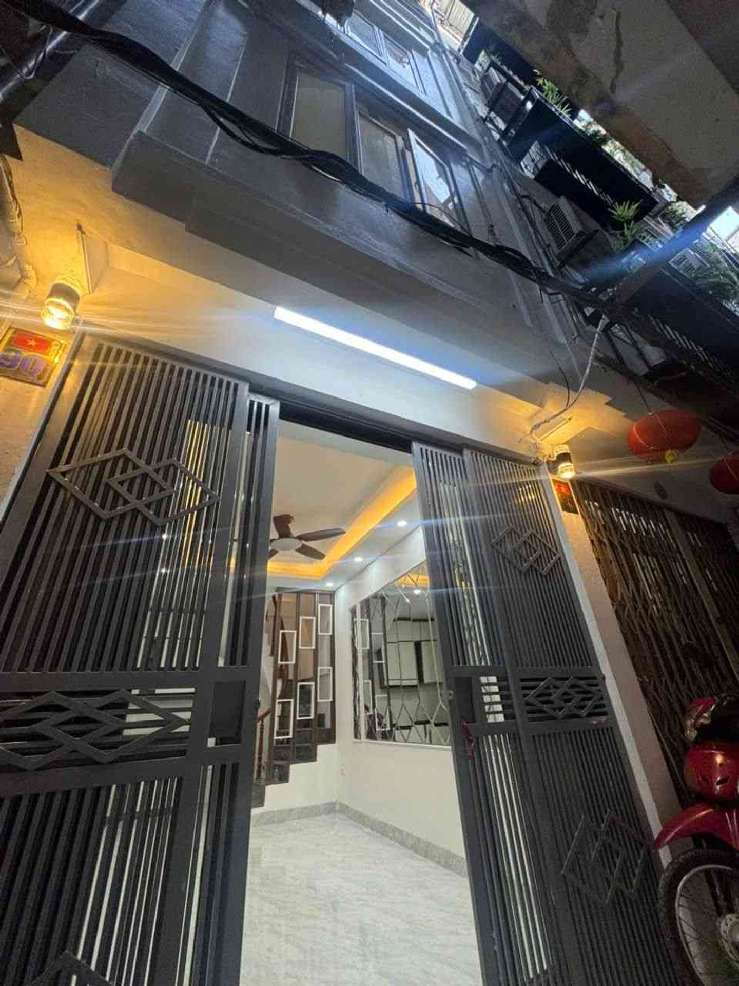 Bán nhà Vĩnh Hưng - diện tích 20m2 4 tầng - Nhà đẹp hiếm có - giá 6,5 tỷ