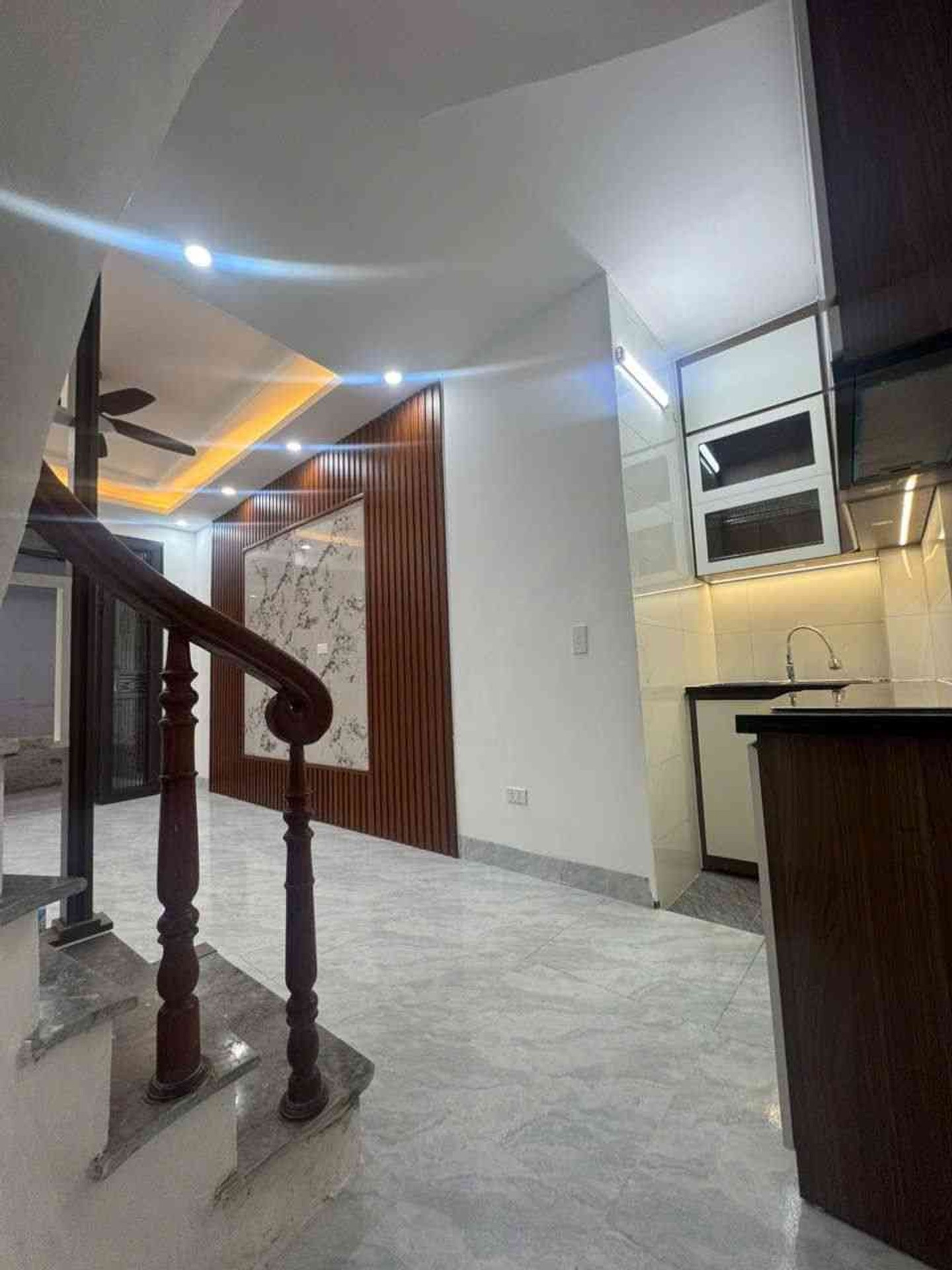 Bán nhà Vĩnh Hưng - diện tích 20m2 4 tầng - Nhà đẹp hiếm có - giá 6,5 tỷ