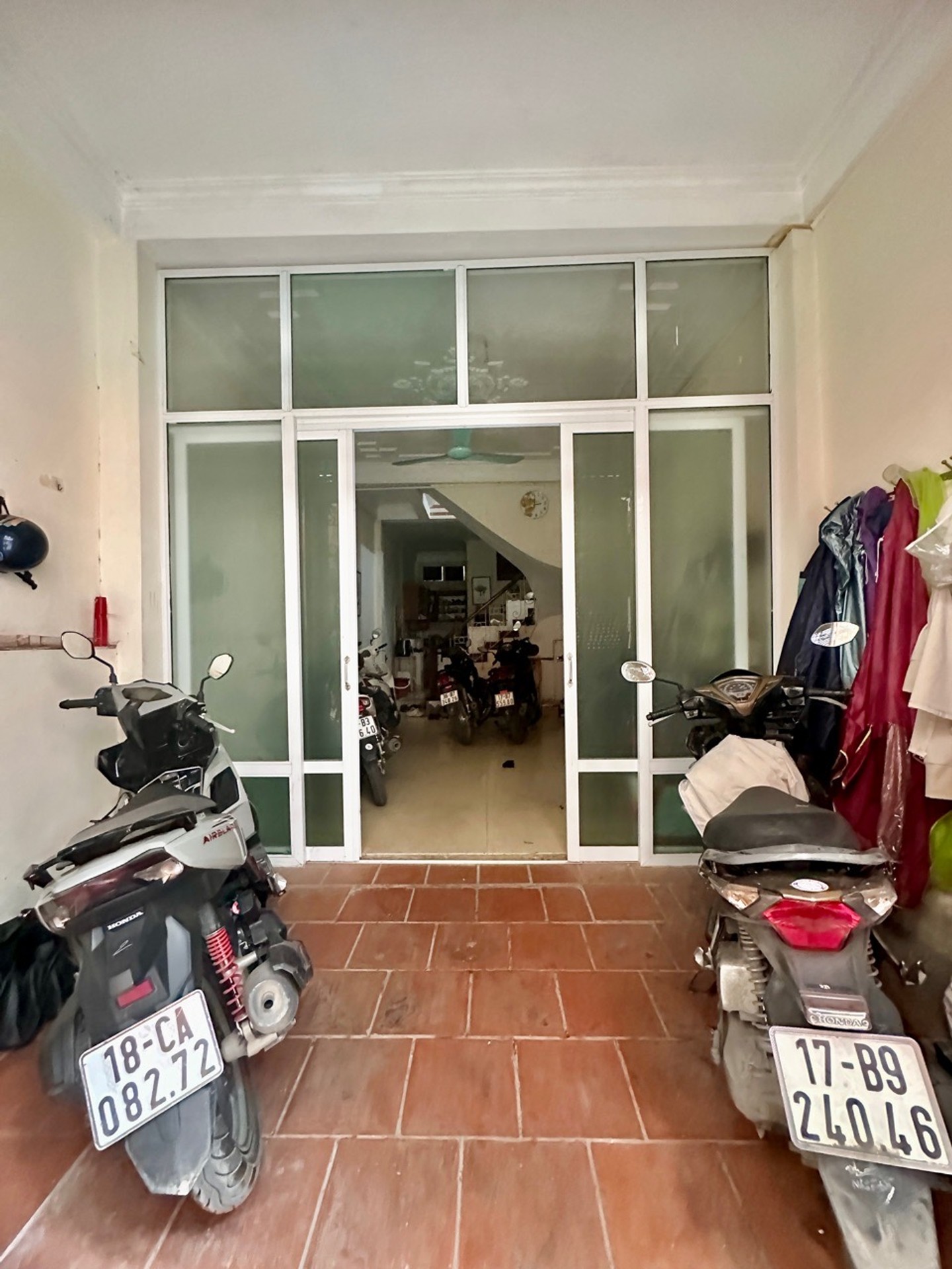 Bán nhà Hoàng Mai - diện tích 47m2 4 tầng - Phân lô ô tô vào nhà - giá 13,6 tỷ