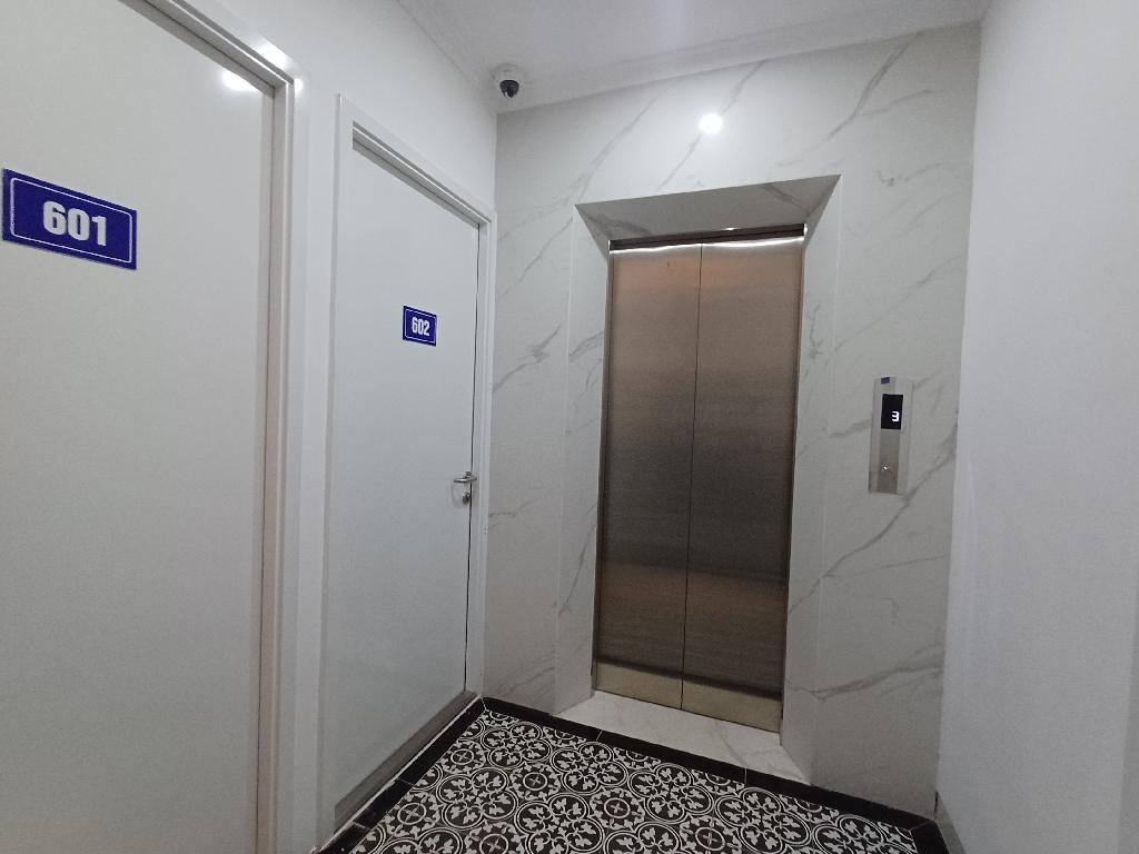 Bán nhà Yên Lạc - diện tích 70m2 7 tầng - Mặt Tiền Đẹp - giá 28 tỷ