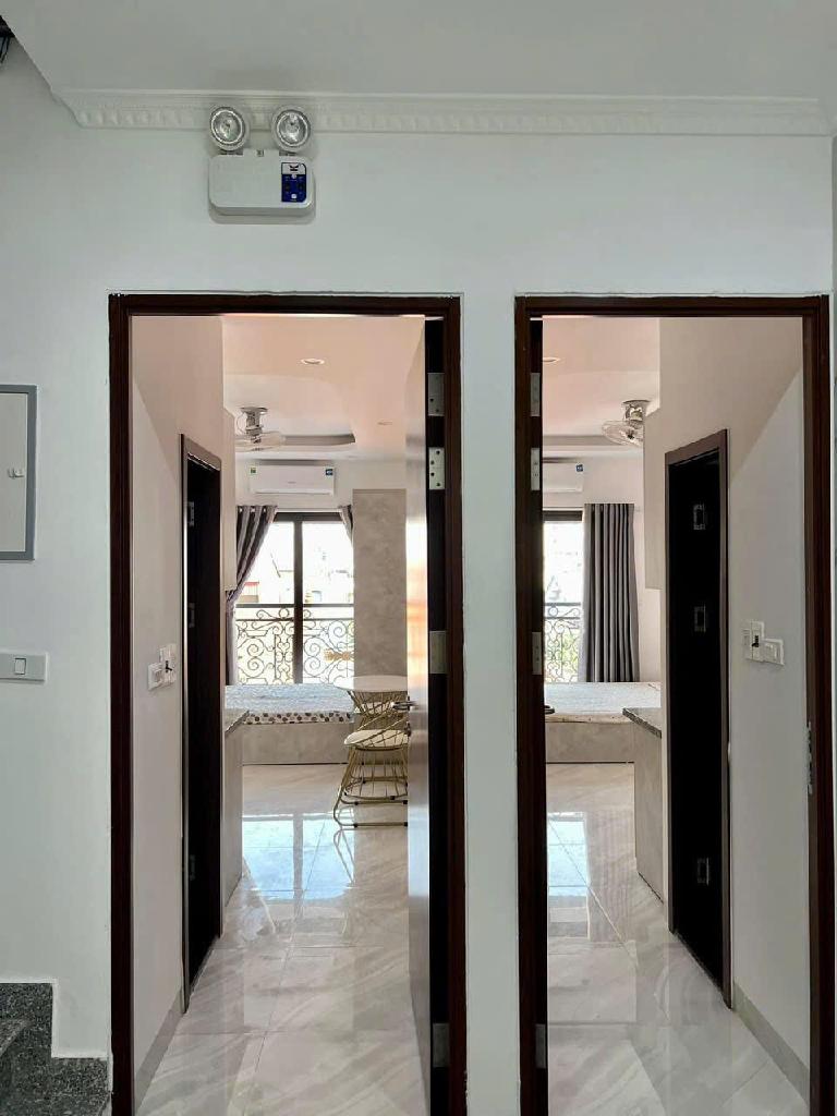 Bán nhà Yên Lạc - diện tích 70m2 7 tầng - Mặt Tiền Đẹp - giá 28 tỷ