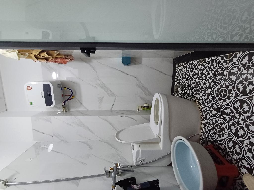 Bán nhà Yên Lạc - diện tích 70m2 7 tầng - Mặt Tiền Đẹp - giá 28 tỷ