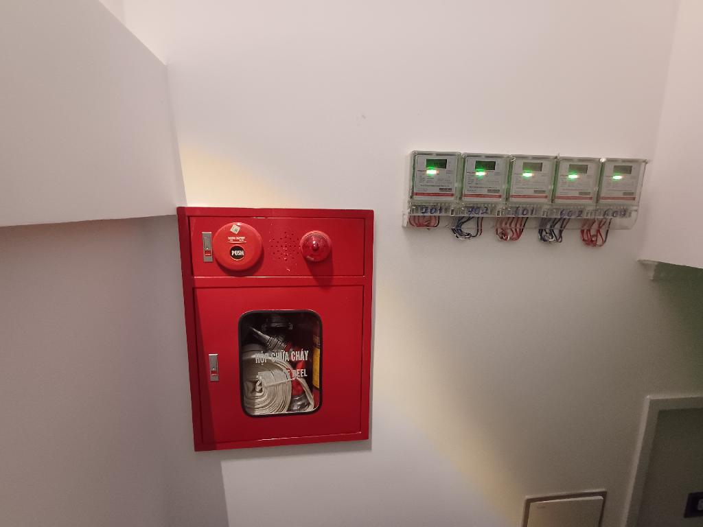 Bán nhà Yên Lạc - diện tích 70m2 7 tầng - Mặt Tiền Đẹp - giá 28 tỷ