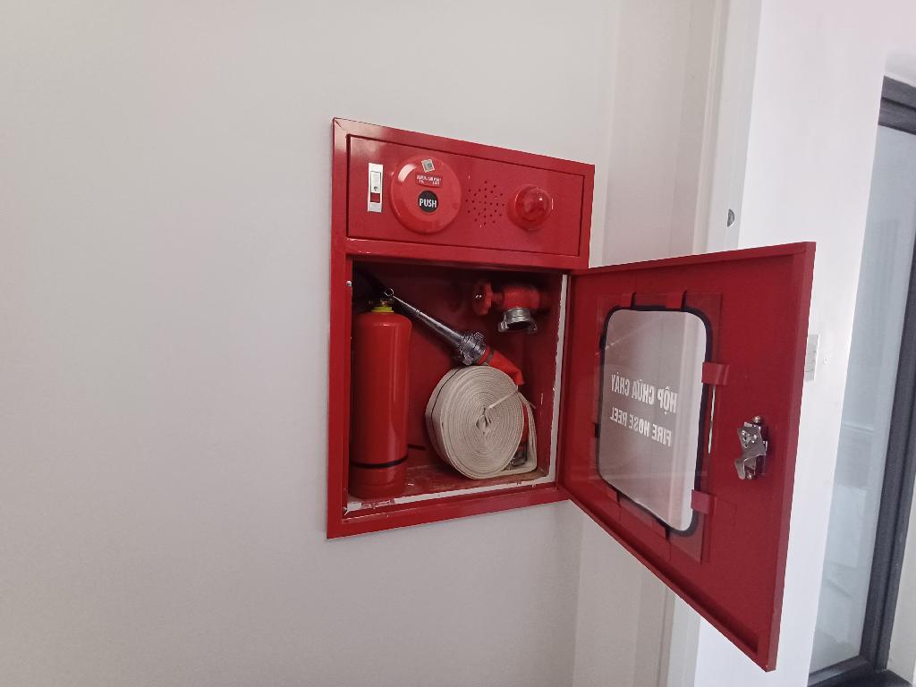 Bán nhà Yên Lạc - diện tích 70m2 7 tầng - Mặt Tiền Đẹp - giá 28 tỷ