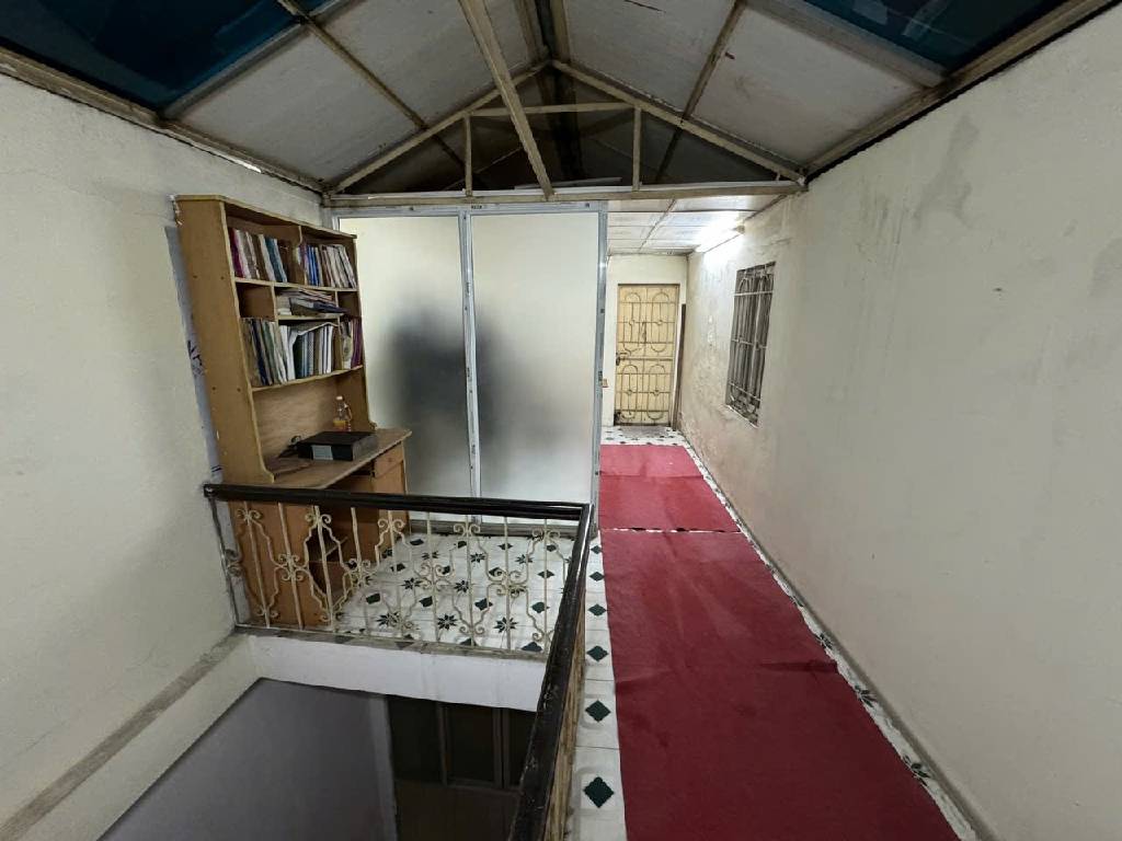 Bán nhà Trần Quý Cáp - diện tích 109.9m2 3 tầng - Ngõ thông, ô tô, kinh doanh nhộn nhịp - giá 27,6 tỷ