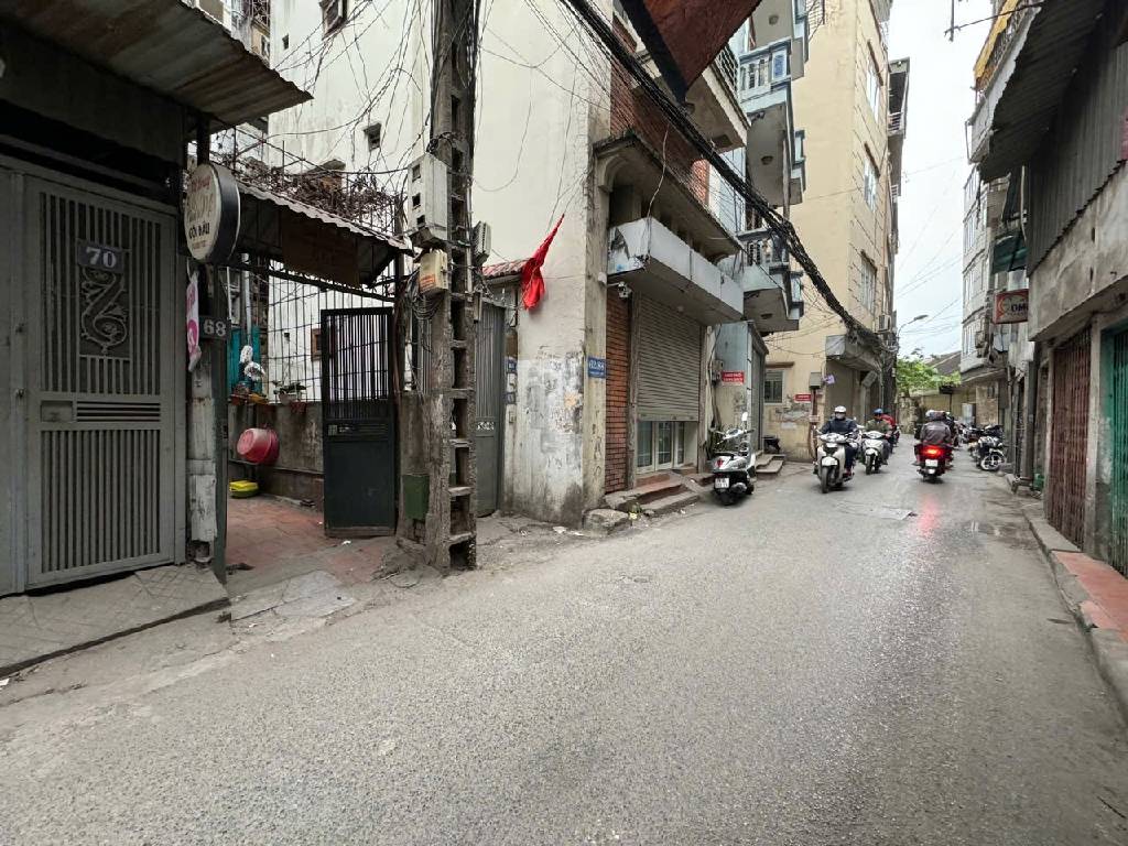 Bán nhà Trần Quý Cáp - diện tích 109.9m2 3 tầng - Ngõ thông, ô tô, kinh doanh nhộn nhịp - giá 27,6 tỷ