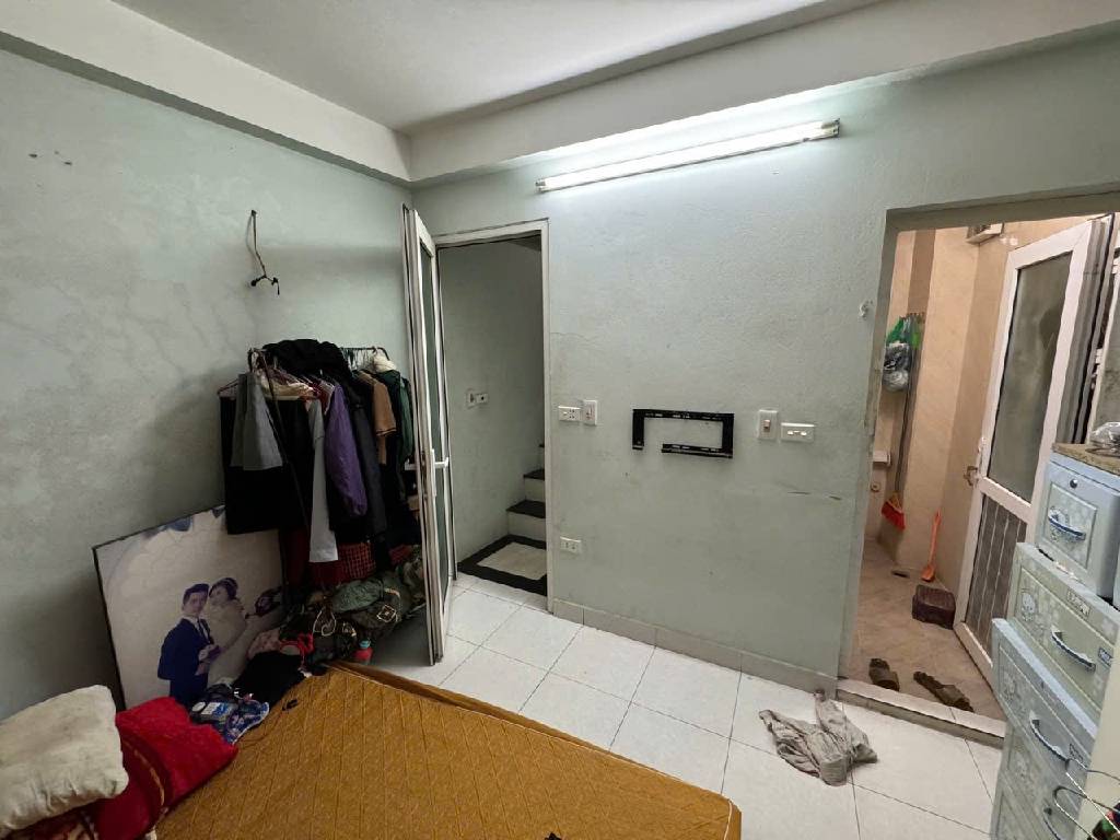 Bán nhà Trần Quý Cáp - diện tích 109.9m2 3 tầng - Ngõ thông, ô tô, kinh doanh nhộn nhịp - giá 27,6 tỷ