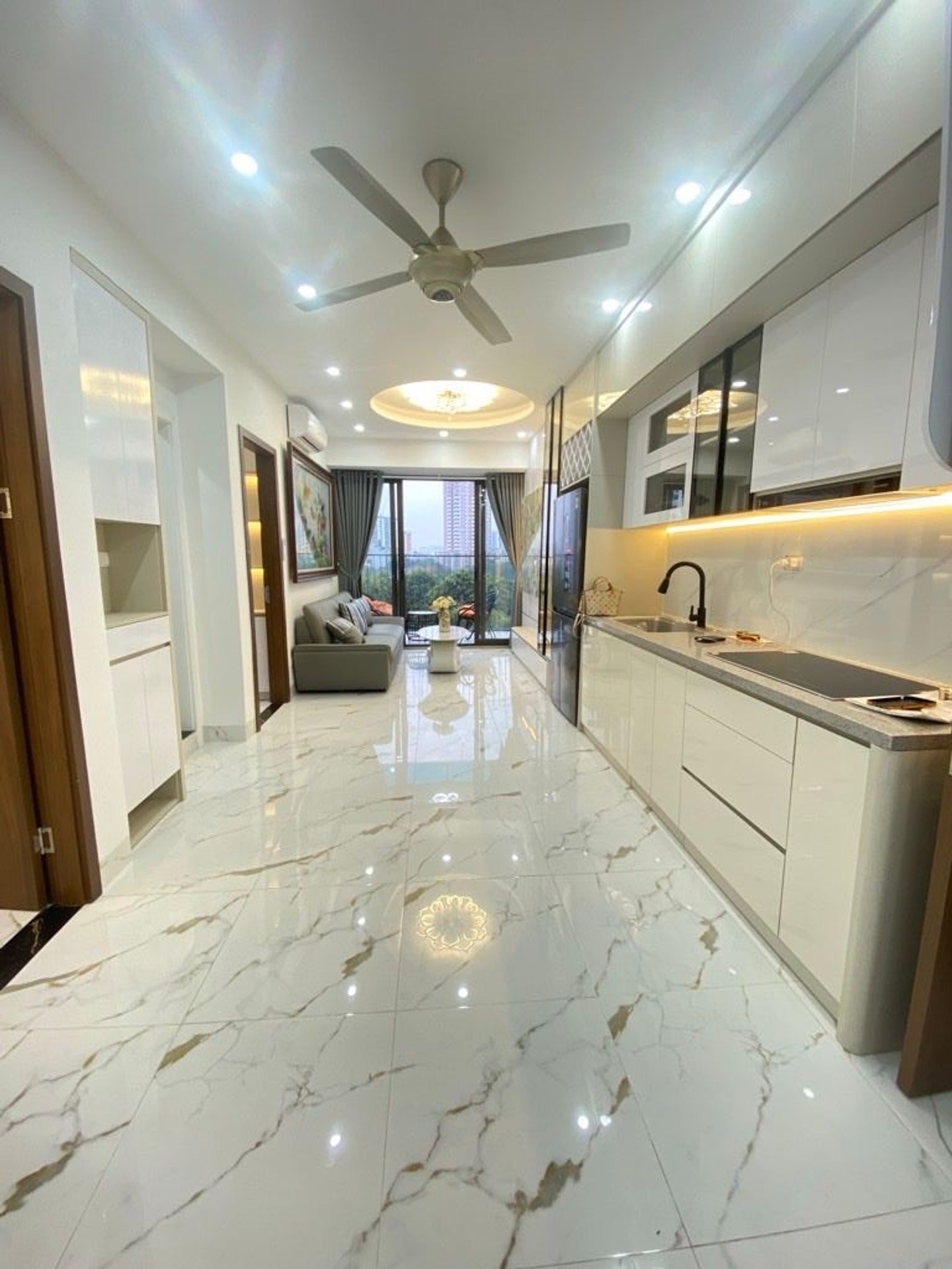 Bán nhà Đền Lừ II - diện tích 63m2 5 tầng - Lô góc - giá 5,2 tỷ