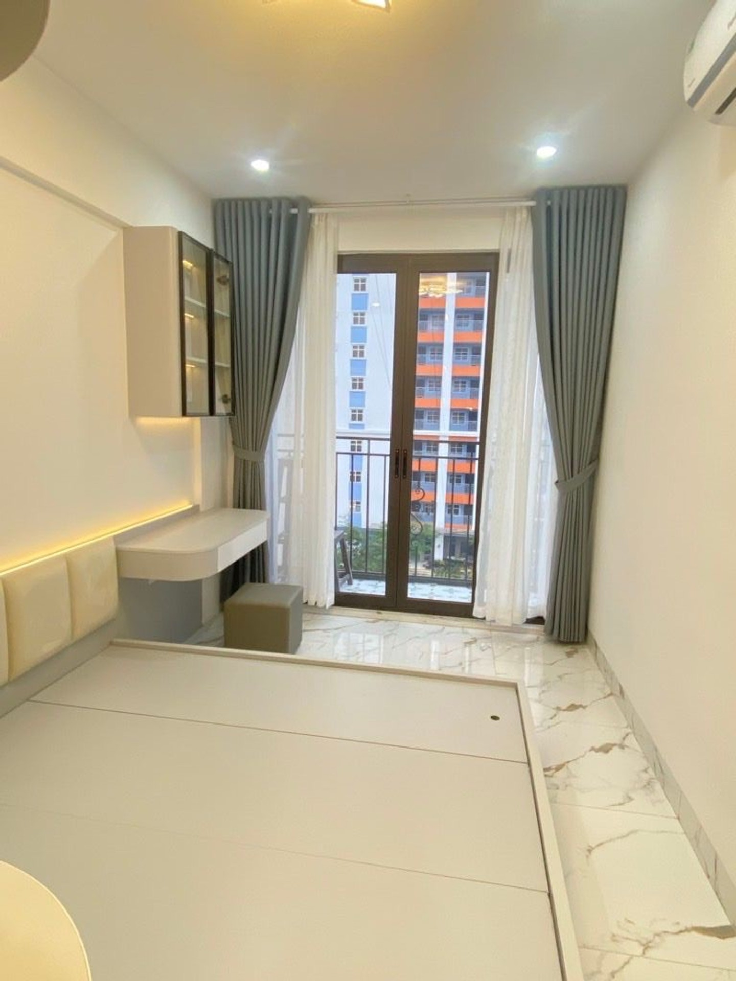 Bán nhà Đền Lừ II - diện tích 63m2 5 tầng - Lô góc - giá 5,2 tỷ