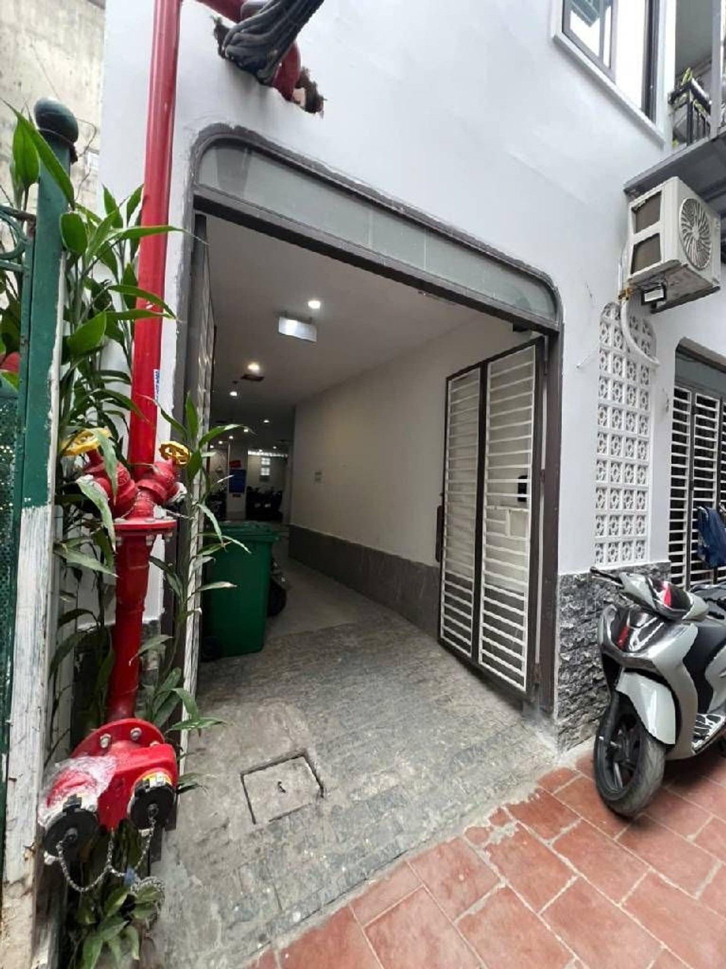 Bán nhà Hoàng Mai - diện tích 50m2 1 tầng - Thang máy - giá 2,5 tỷ