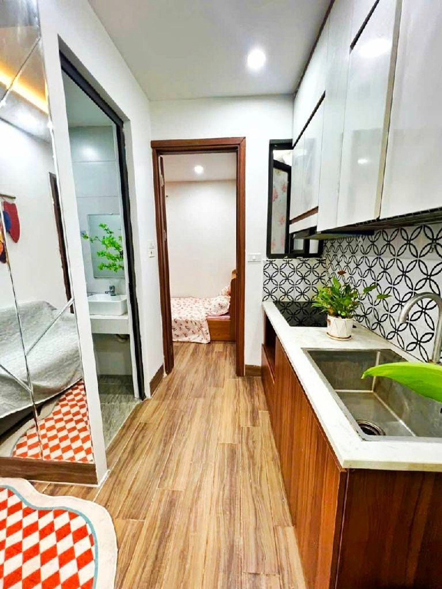 Bán nhà Hoàng Mai - diện tích 50m2 1 tầng - Thang máy - giá 2,5 tỷ