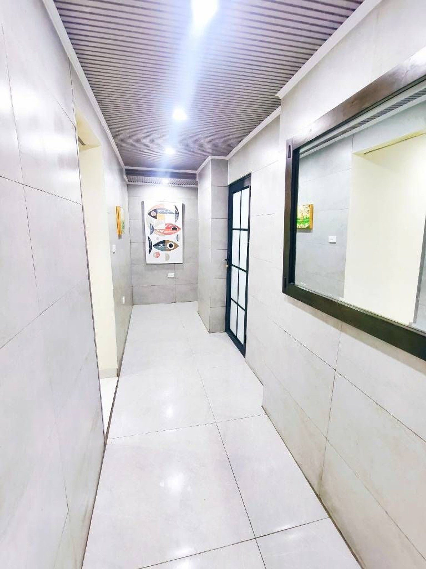 Bán nhà 8/3 - diện tích 52m2 1 tầng - 2 mặt ngõ - giá 5,4 tỷ