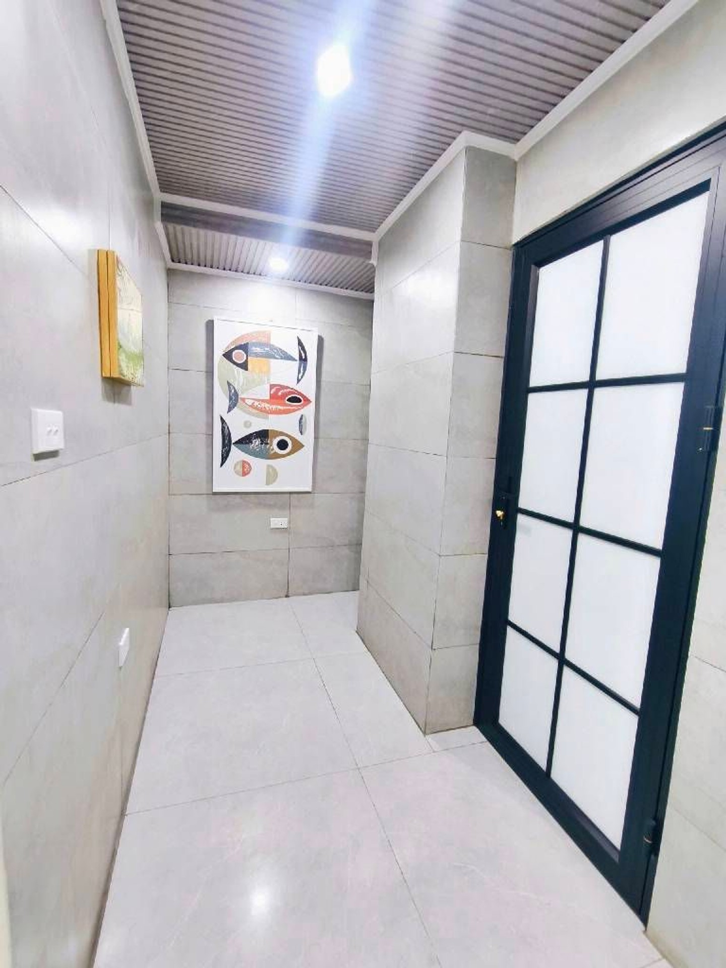 Bán nhà 8/3 - diện tích 52m2 1 tầng - 2 mặt ngõ - giá 5,4 tỷ
