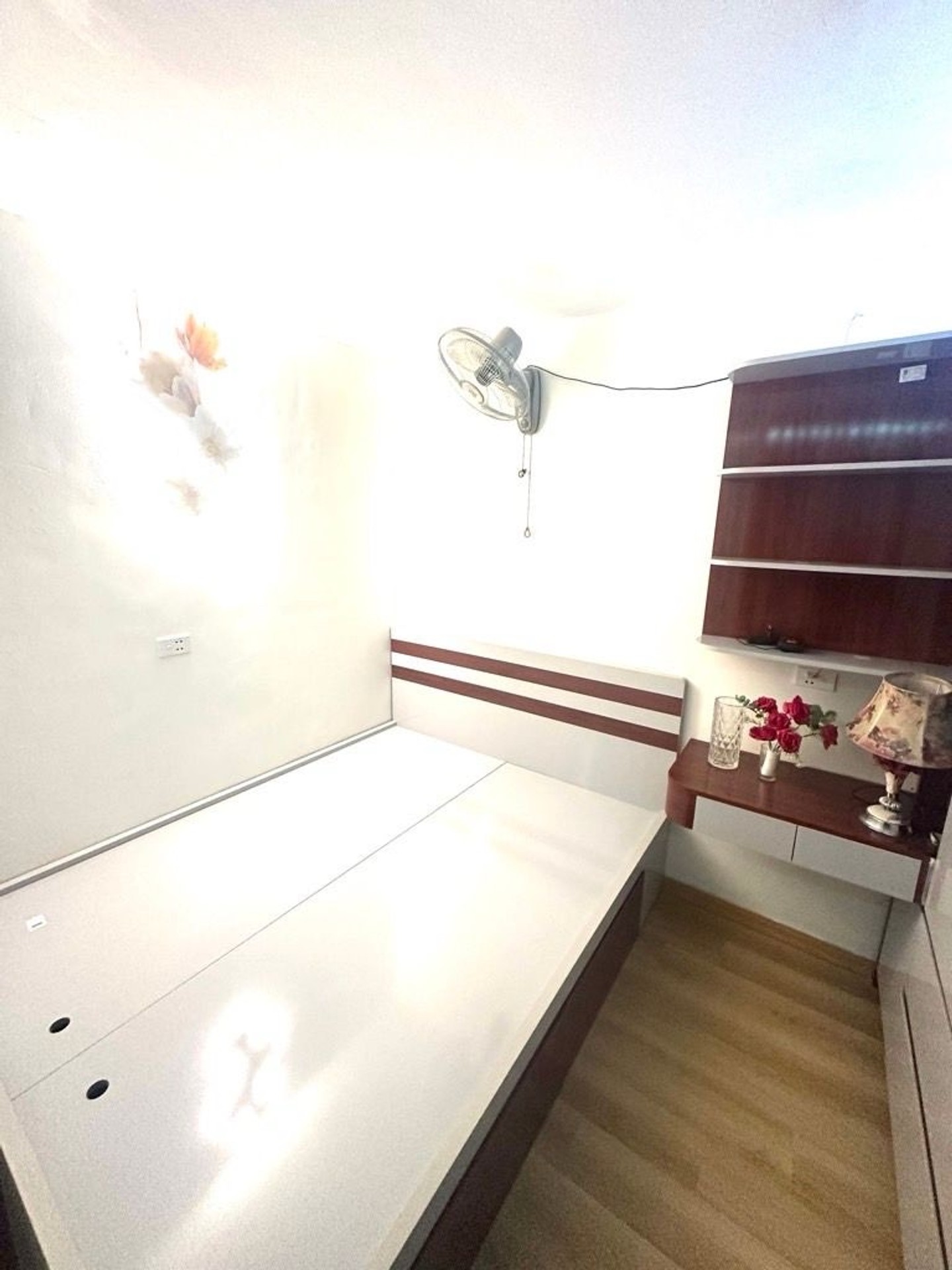 Bán nhà Phố 8/3 - diện tích 40m2 1 tầng - Nhà nhỏ xinh nhiều khách - giá 3,9 tỷ