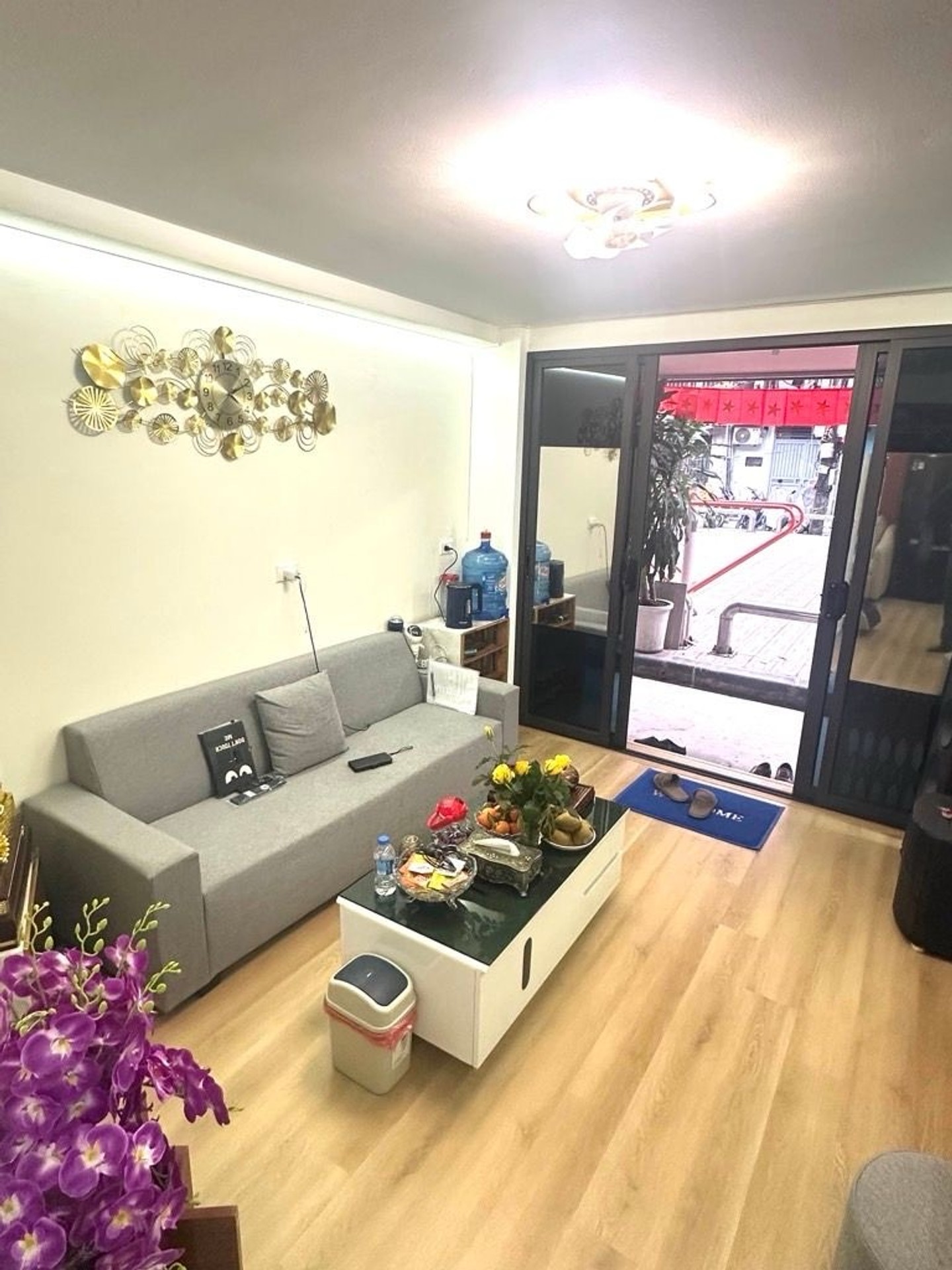Bán nhà Phố 8/3 - diện tích 40m2 1 tầng - Nhà nhỏ xinh nhiều khách - giá 3,9 tỷ