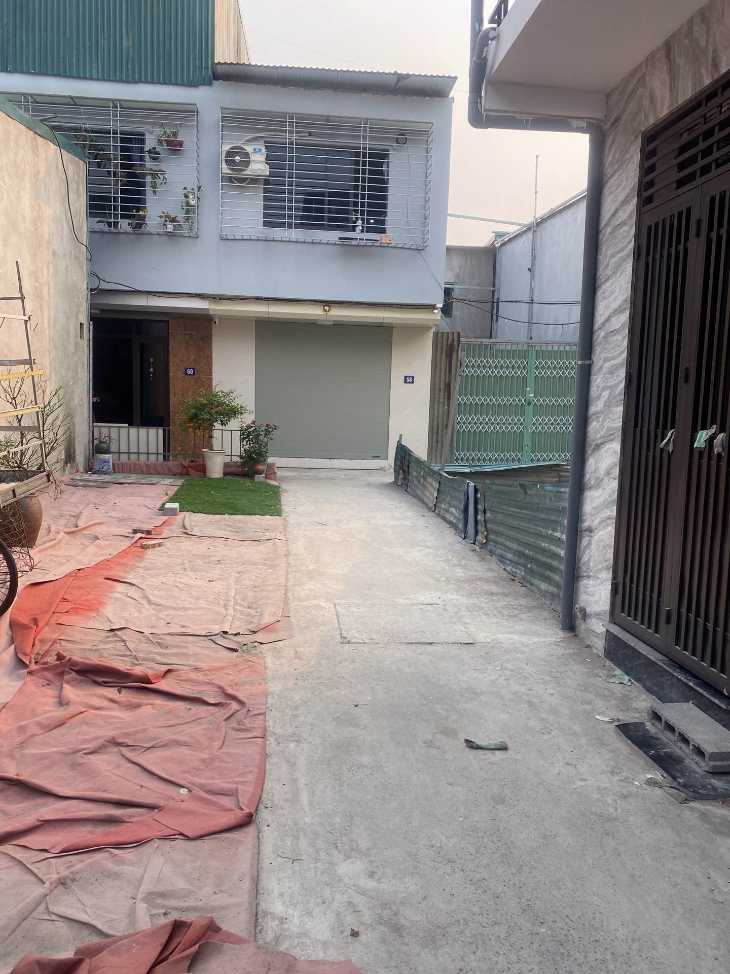 Bán nhà Định Công Thượng - diện tích 45m2 2 tầng - Ngõ thông gần trường - giá 3,25 tỷ