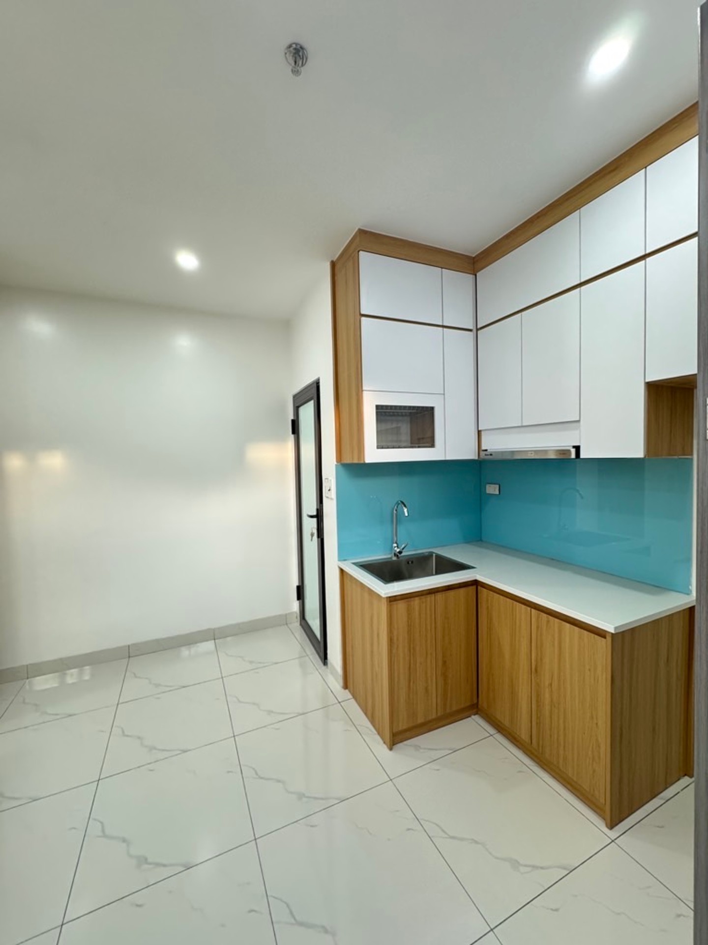 Bán nhà Tựu Liệt - diện tích 116m2 7 tầng - Ô tô tránh - giá 36 tỷ