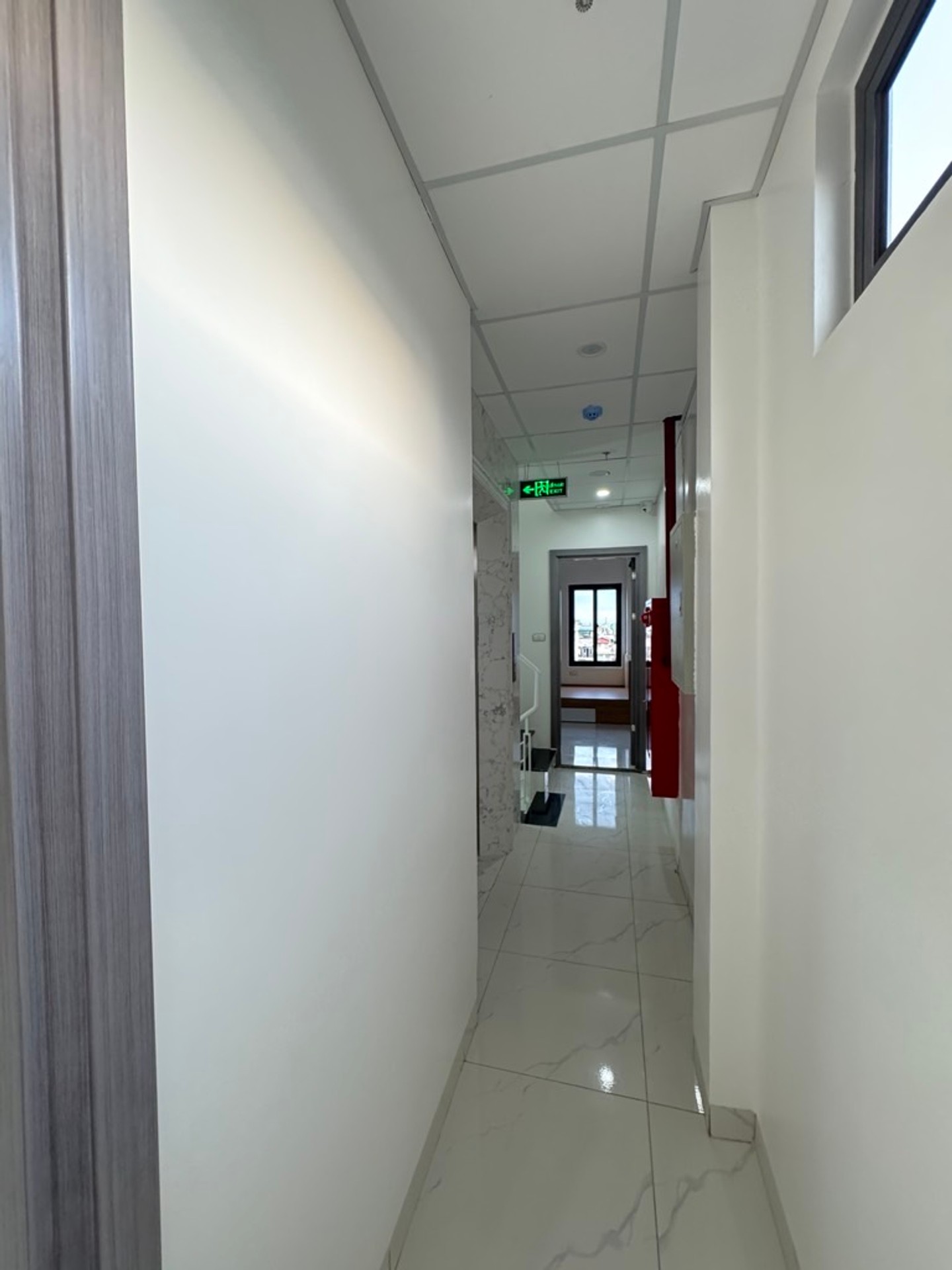 Bán nhà Tựu Liệt - diện tích 116m2 7 tầng - Ô tô tránh - giá 36 tỷ