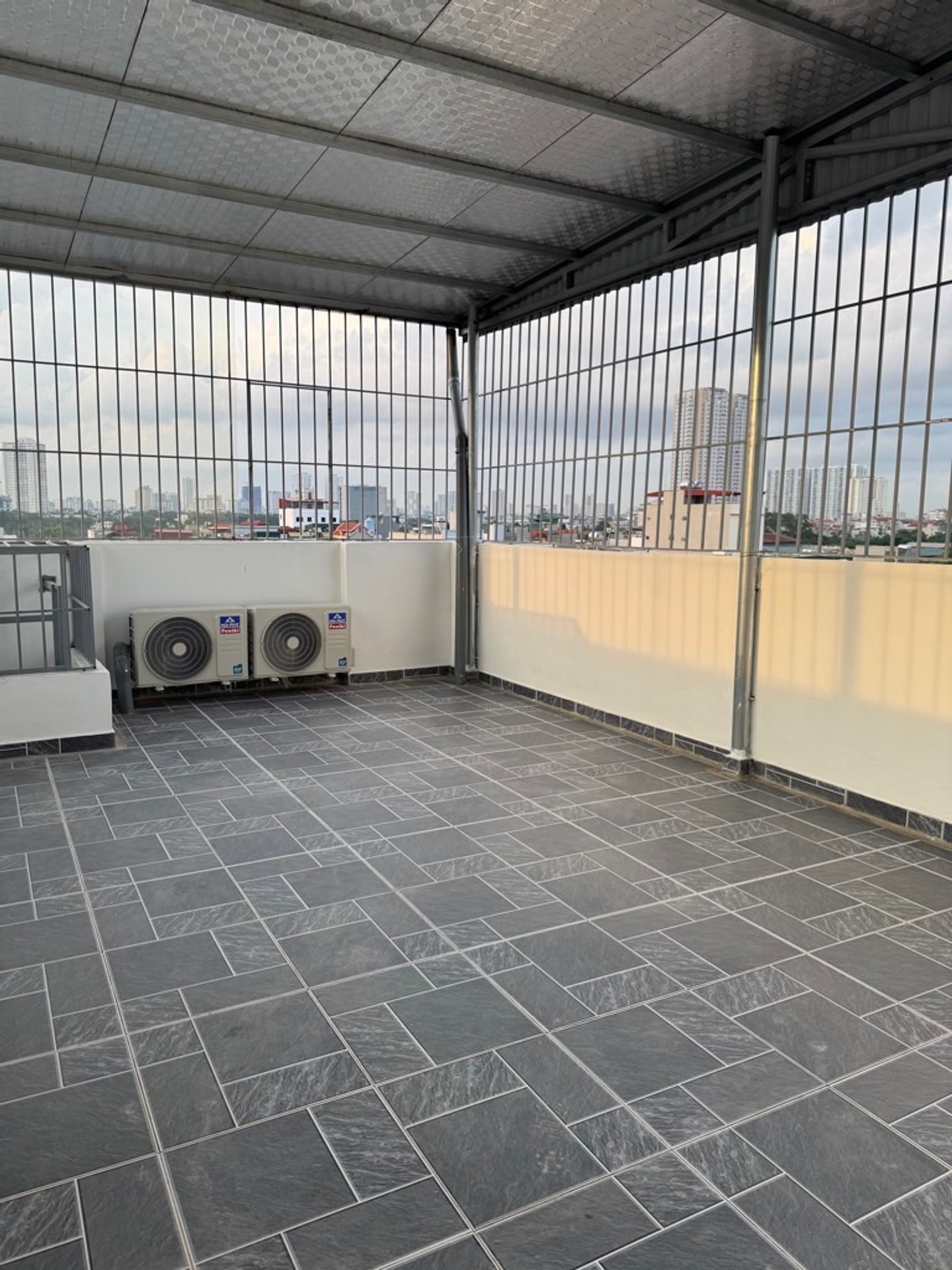 Bán nhà Tựu Liệt - diện tích 116m2 7 tầng - Ô tô tránh - giá 36 tỷ