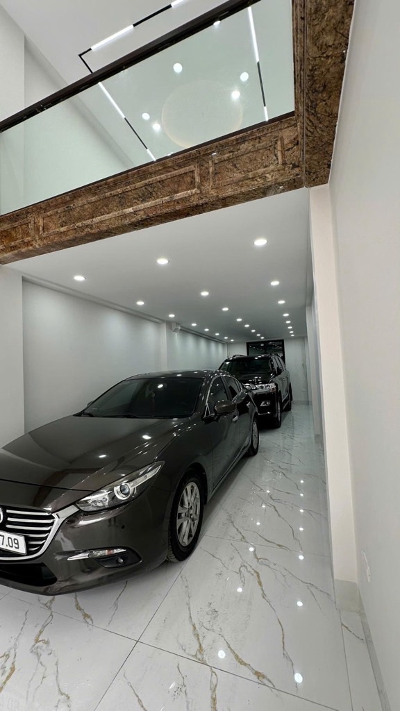 Bán nhà Tân Mai - diện tích 75m2 7 tầng - Ô TÔ TRÁNH - giá 26 tỷ