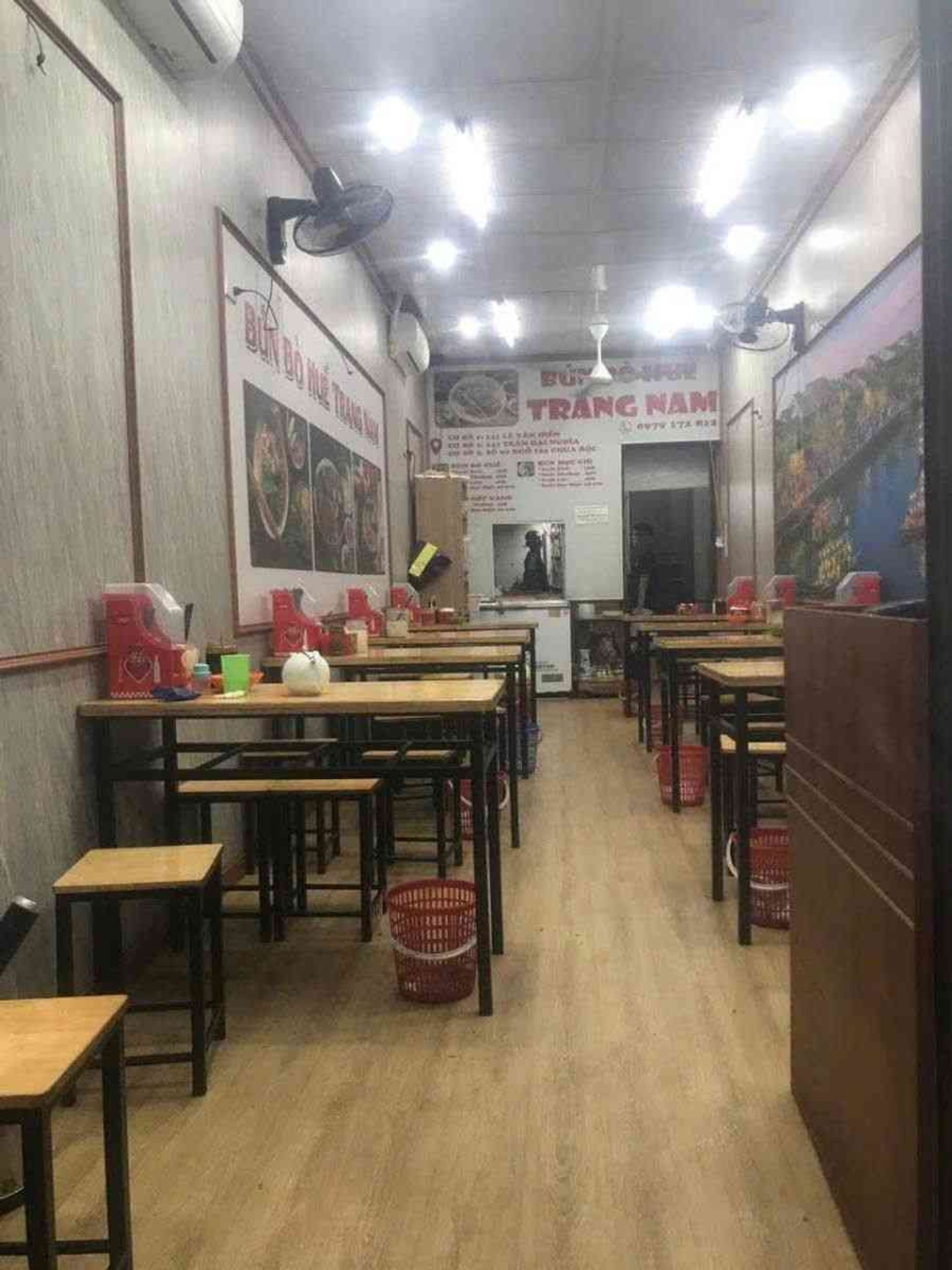 Bán nhà Chùa Bộc - diện tích 39m2 5 tầng - Mặt ngõ to như phố, kinh doanh bất chấp - giá 17,5 tỷ