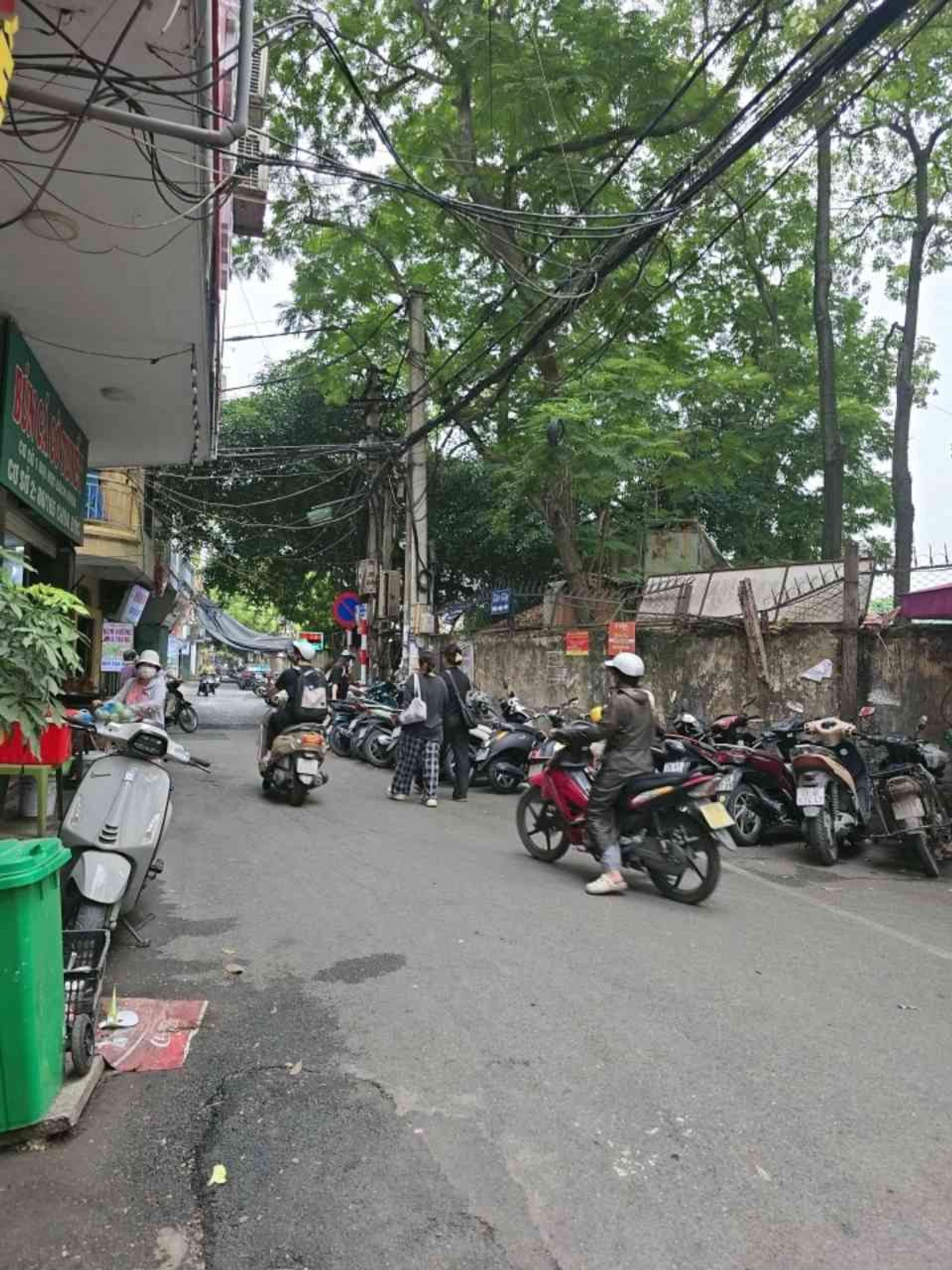 Bán nhà Chùa Bộc - diện tích 39m2 5 tầng - Mặt ngõ to như phố, kinh doanh bất chấp - giá 17,5 tỷ