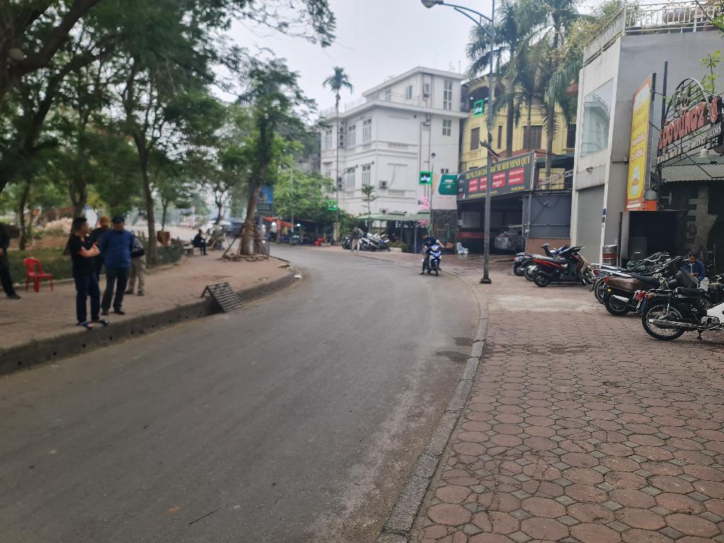 Bán nhà Ô Đồng Lầm - diện tích 40m2 5 tầng - Mặt phố lô góc - giá 37 tỷ