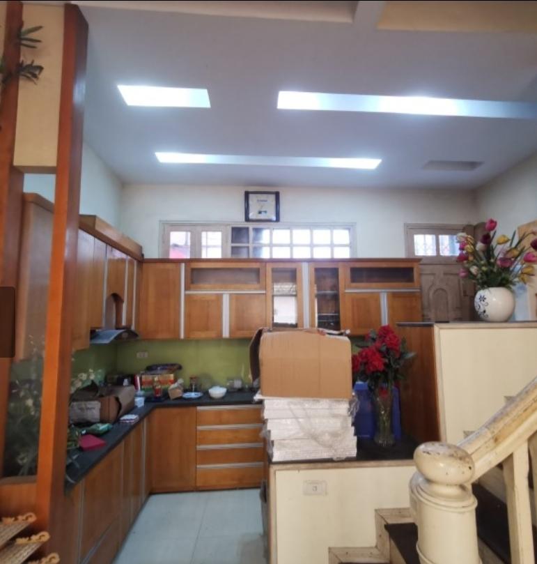 Bán nhà Ô Đồng Lầm - diện tích 40m2 5 tầng - Mặt phố lô góc - giá 37 tỷ