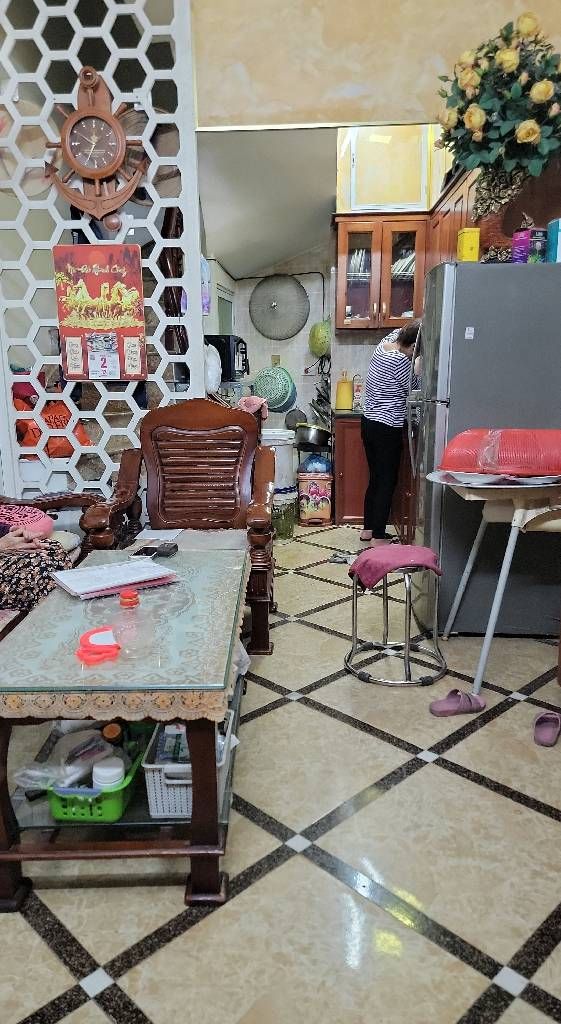 Bán nhà Lĩnh Nam - diện tích 20m2 5 tầng - Ô TÔ TRÁNH - giá 3,7 tỷ