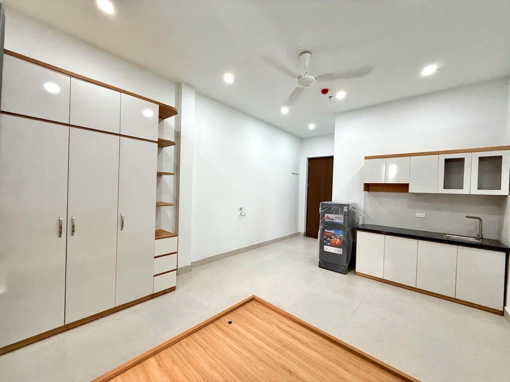 Bán nhà Trường Chinh - diện tích 69.5m2 7 tầng - Ô Tô Đỗ Cửa - giá 27 tỷ