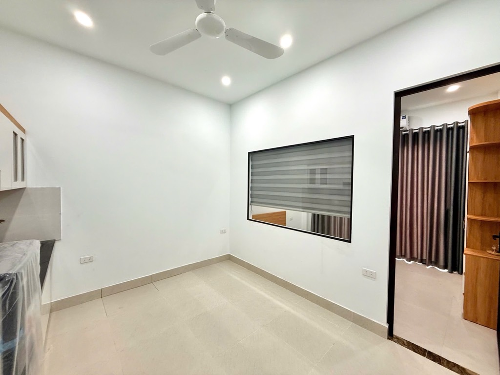 Bán nhà Trường Chinh - diện tích 69.5m2 7 tầng - Ô Tô Đỗ Cửa - giá 27 tỷ