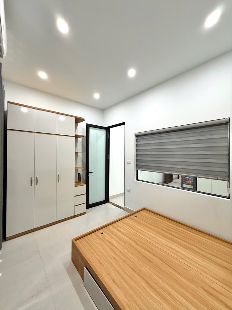 Bán nhà Trường Chinh - diện tích 69.5m2 7 tầng - Ô Tô Đỗ Cửa - giá 27 tỷ