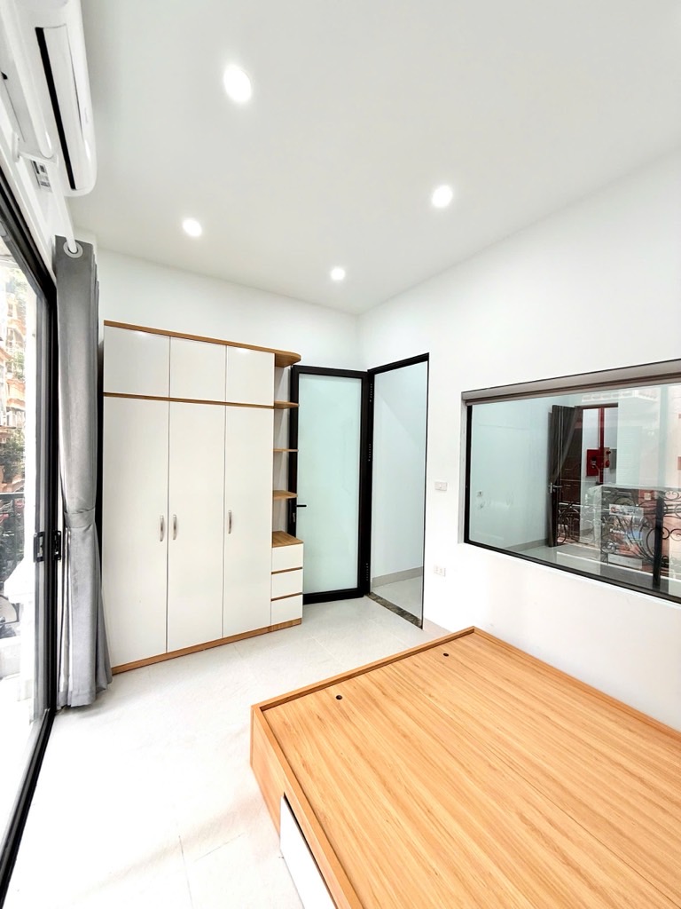 Bán nhà Trường Chinh - diện tích 69.5m2 7 tầng - Ô Tô Đỗ Cửa - giá 27 tỷ