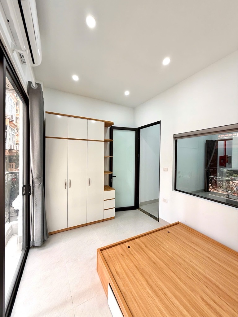 Bán nhà Trường Chinh - diện tích 69.5m2 7 tầng - Ô Tô Đỗ Cửa - giá 27 tỷ