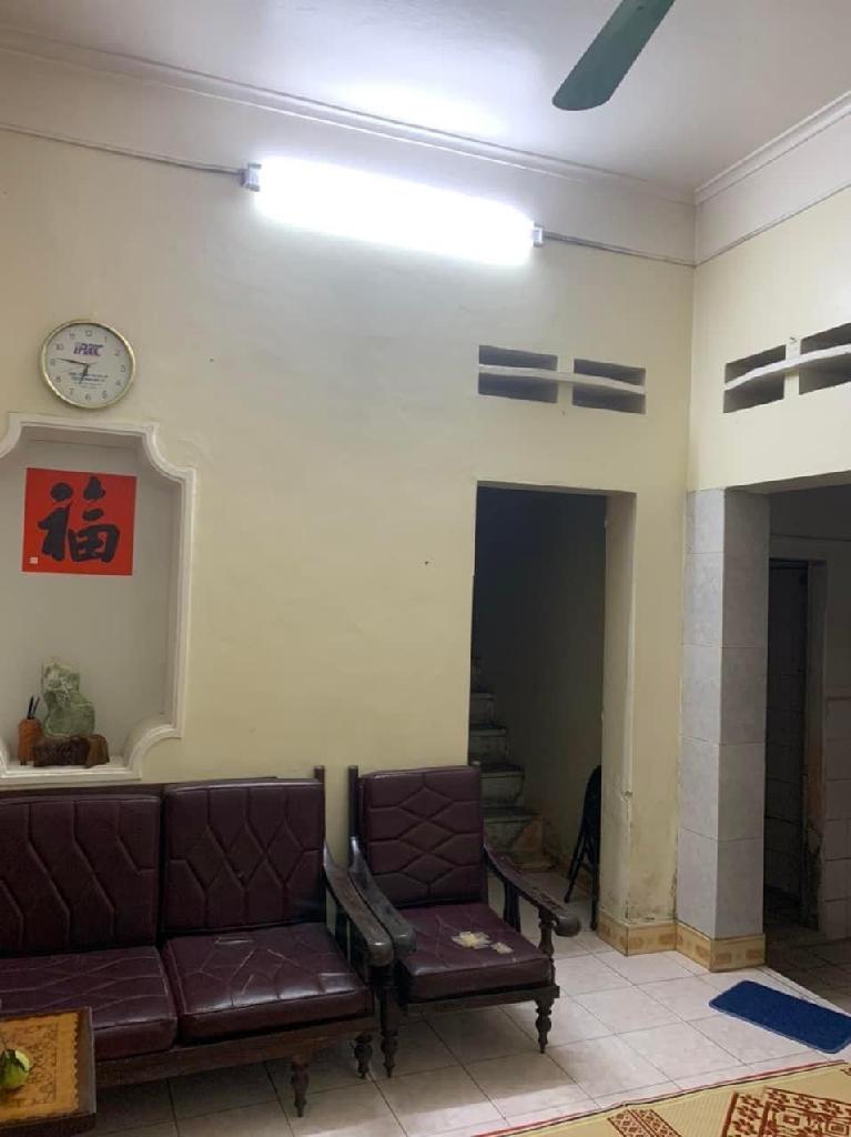 Bán nhà Mai Anh Tuấn - diện tích 95m2 4 tầng - vị trí sát hồ Hoàng Cầu - giá 22 tỷ