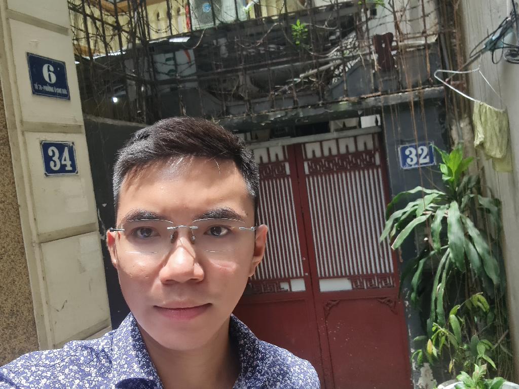 Bán nhà Mai Anh Tuấn - diện tích 95m2 4 tầng - vị trí sát hồ Hoàng Cầu - giá 22 tỷ