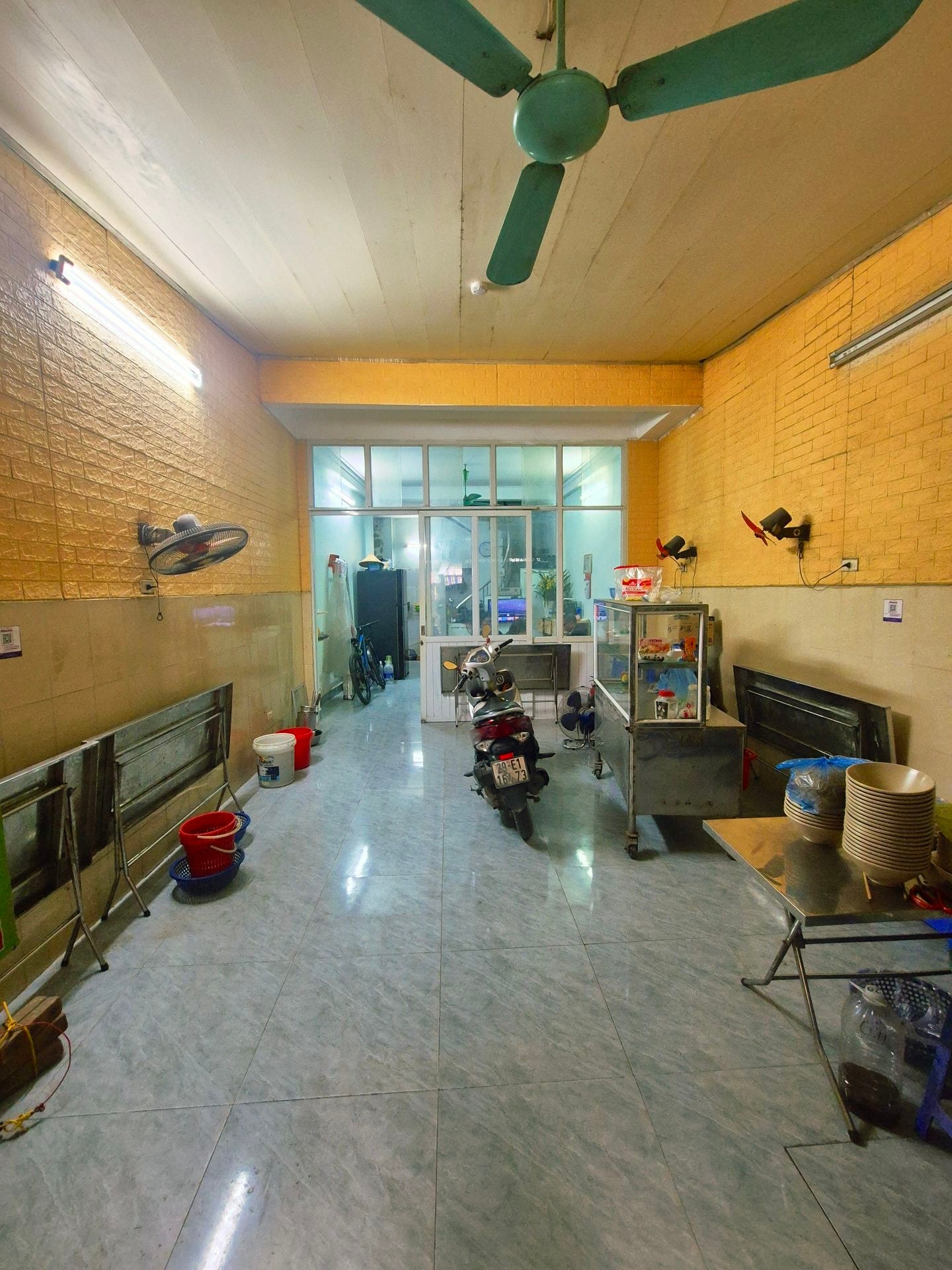 Bán nhà Đê La Thành - diện tích 57m2 4 tầng - Ô tô tránh - giá 28 tỷ